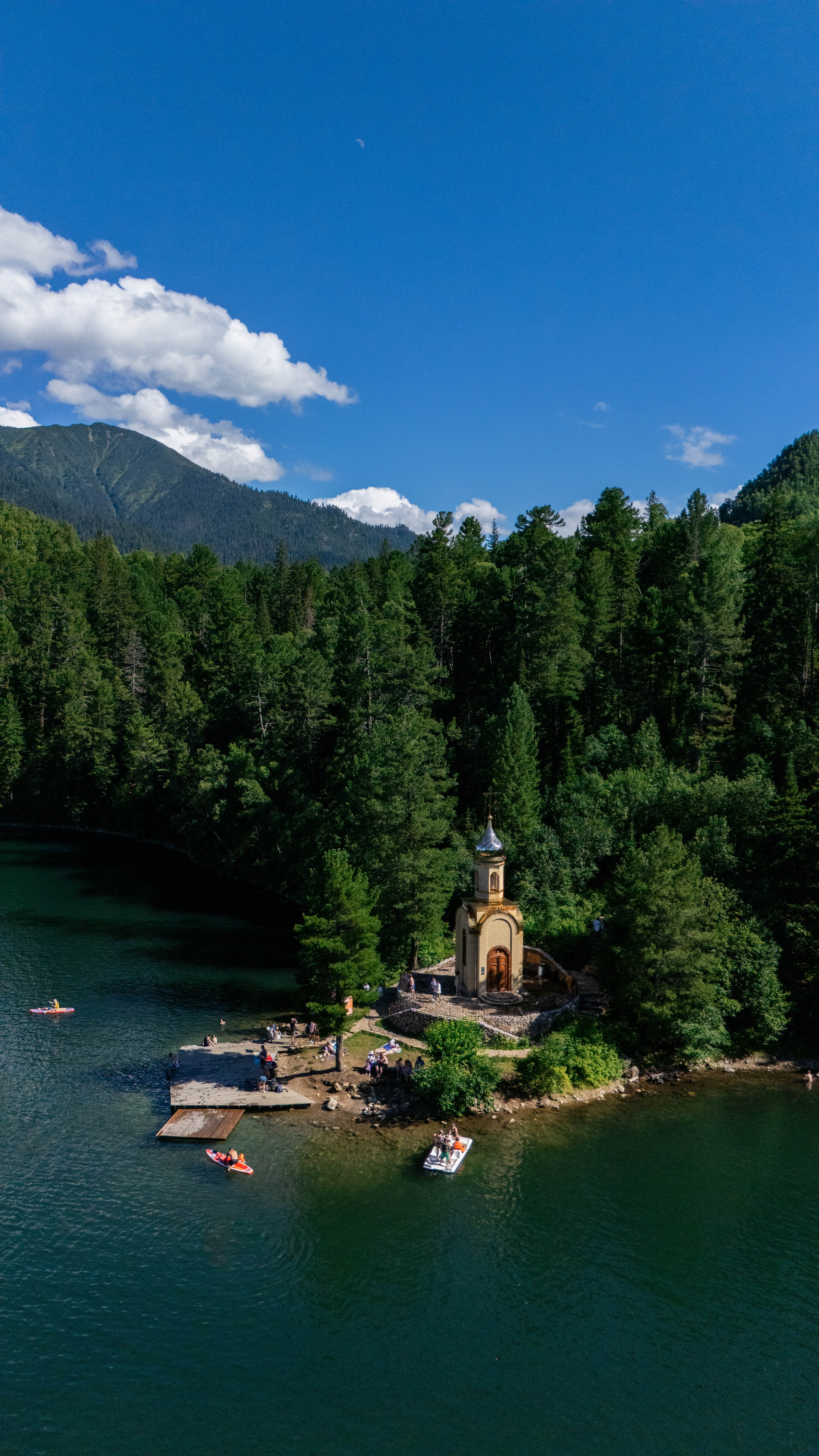 Тревел-съемка. Фотограф, видеограф и пилот дрона на Байкале