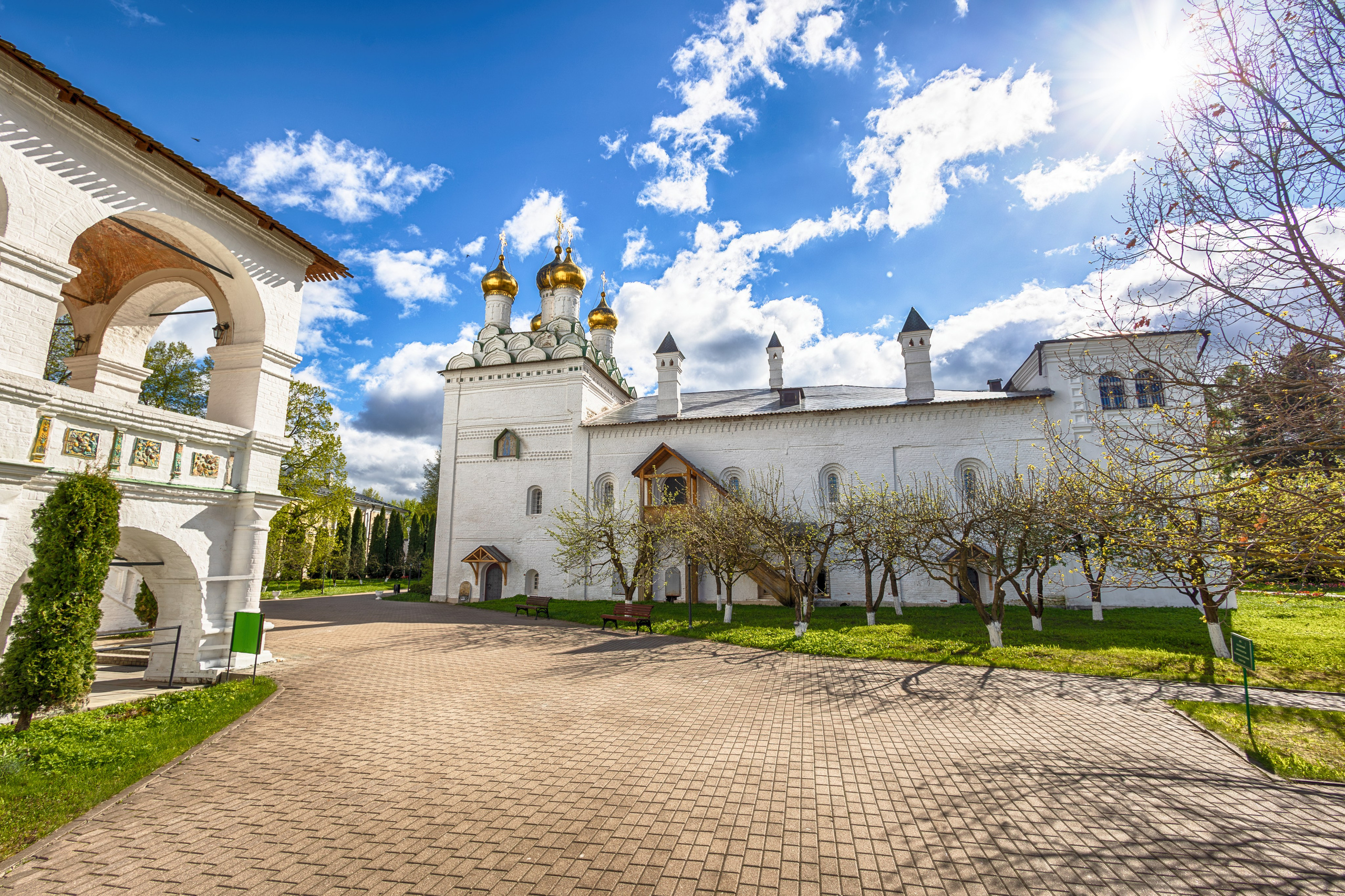 Путешествие во времени: Иосифо-Волоцкий монастырь. 1000 куполов России, фотопроект Вадима Квятковского и Надежды Ельцовой