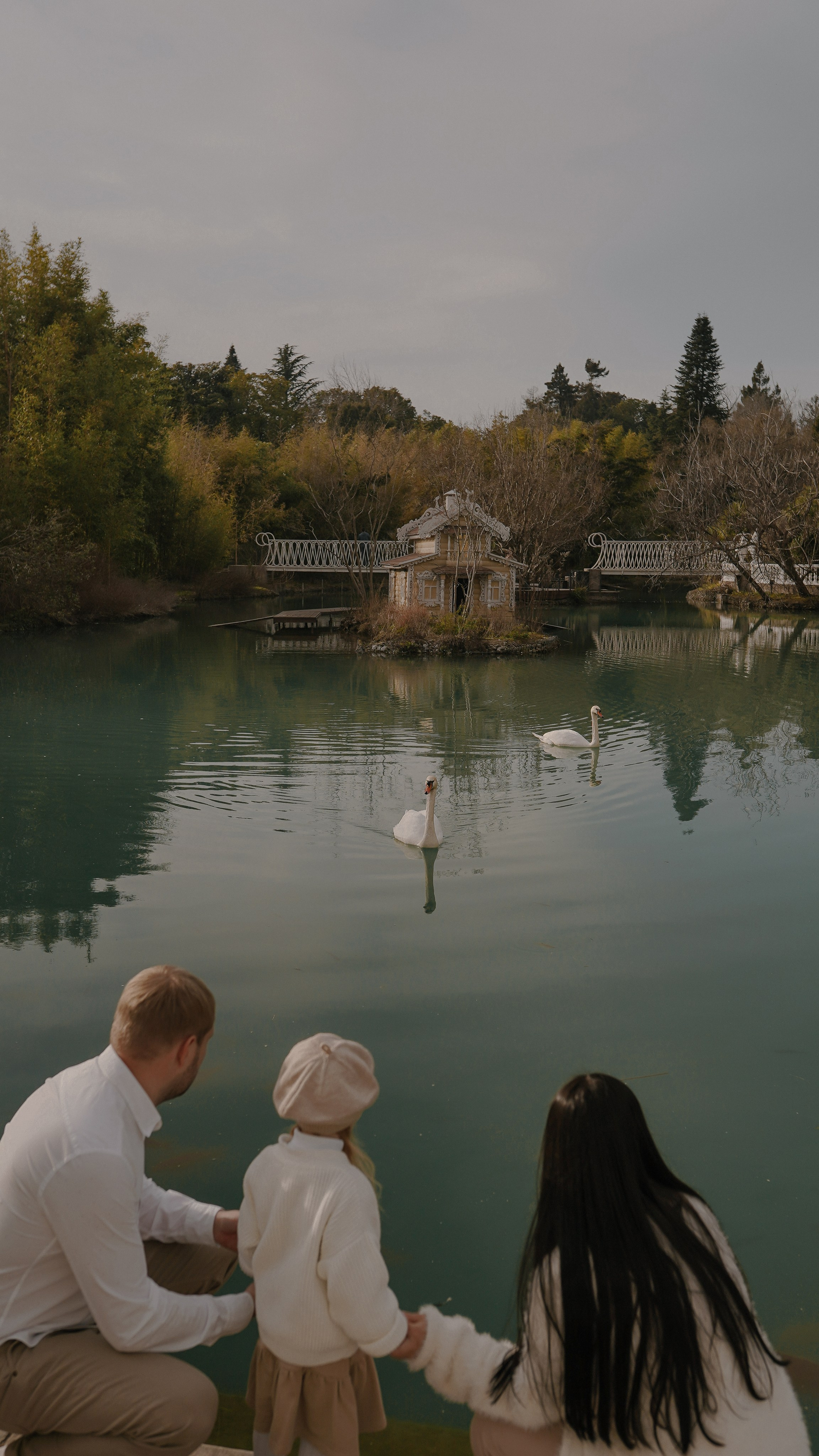 ЦВЕТЕНИЕ. Милана Довгаль - семейный фотограф и видеограф  в Адлере и Сочи