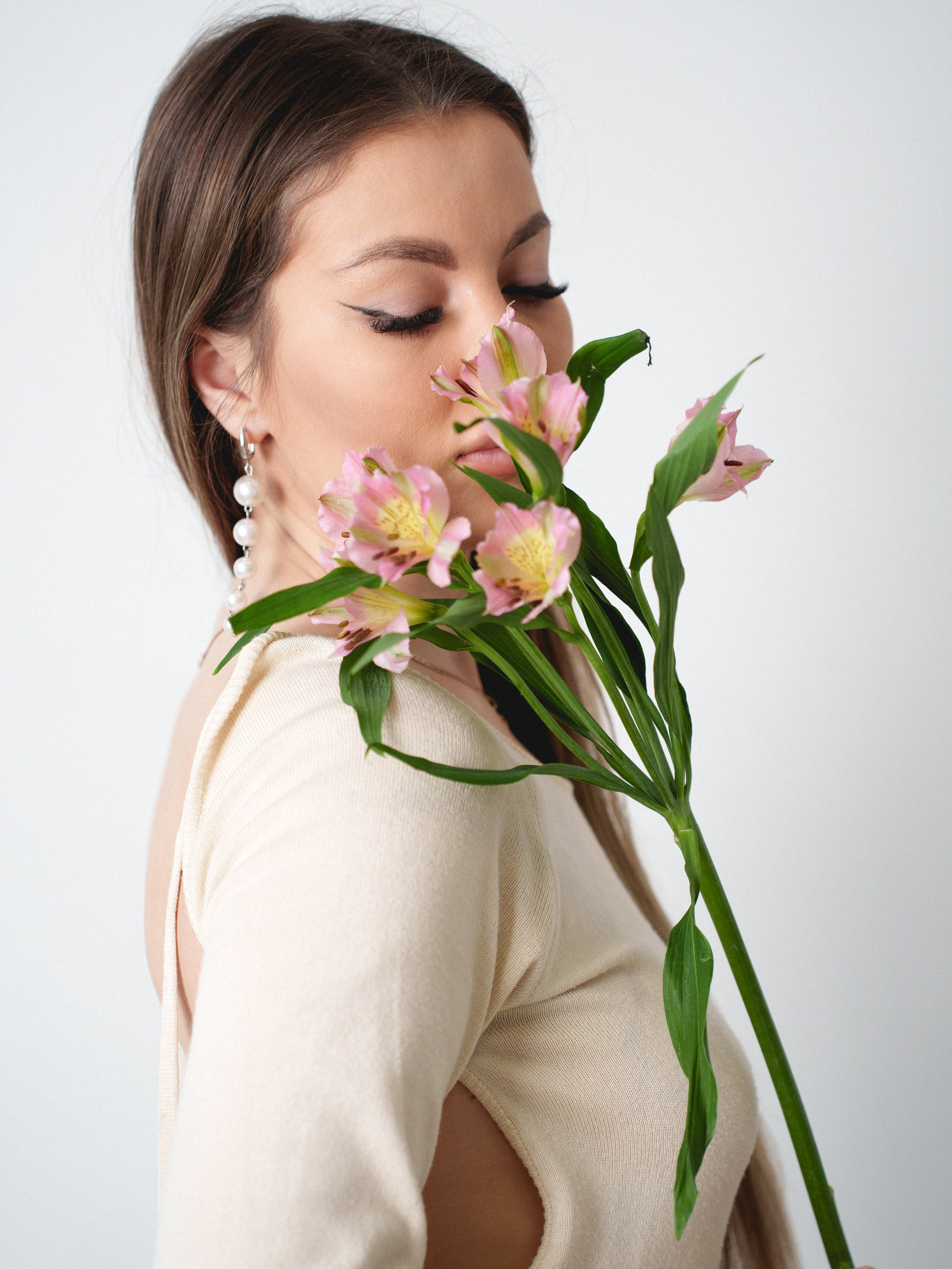 Цветы (контент к 14 февраля). Иван Упоров — фотограф, рилсмейкер чебоксары