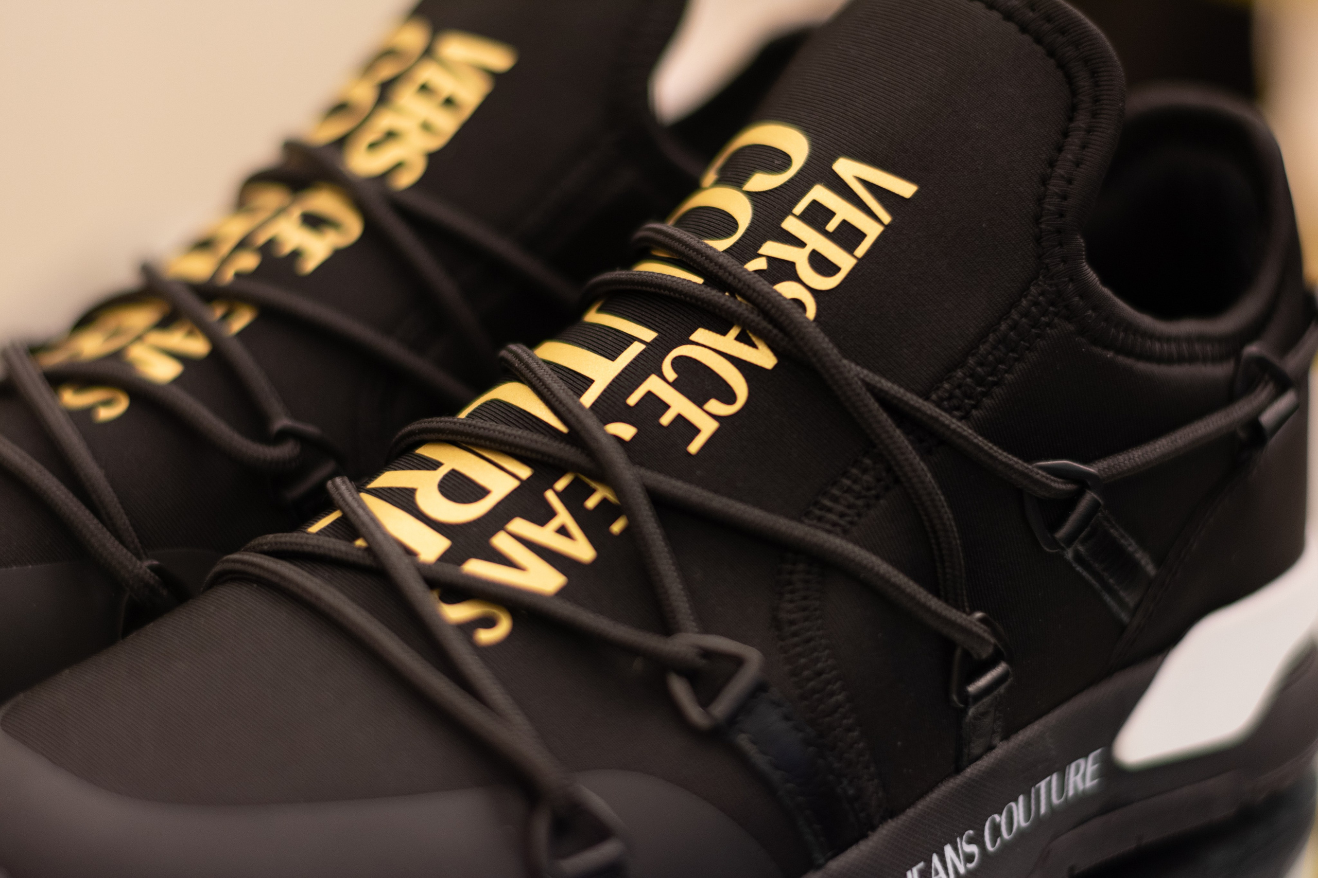 Для организаций. Предметная фотосессия для обувного магазина Capsula. Фотограф/видеограф Богдан Голованов