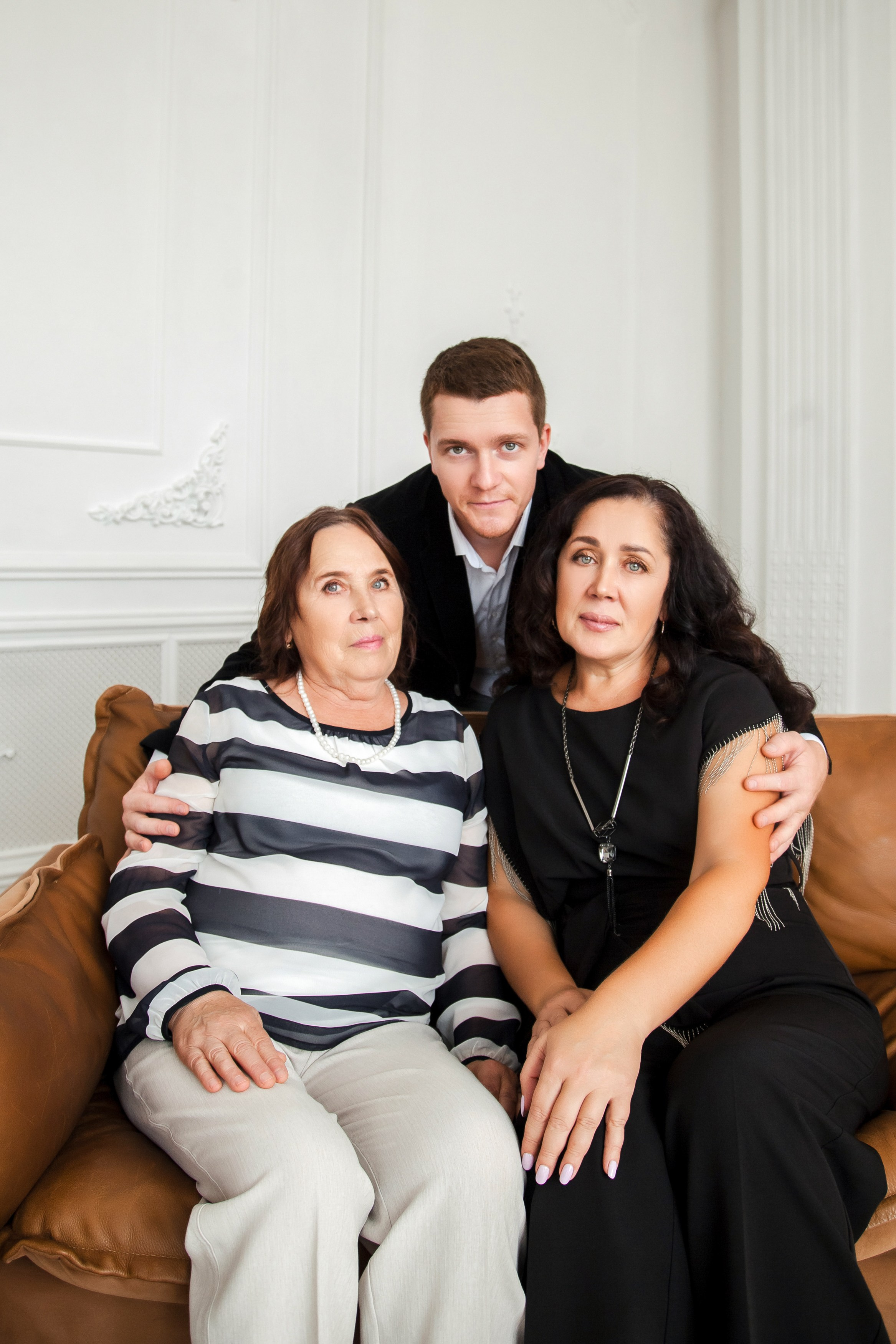 Студия White Crow. Портретный, семейный, свадебный фотограф в Брянске Маргарита Василькова