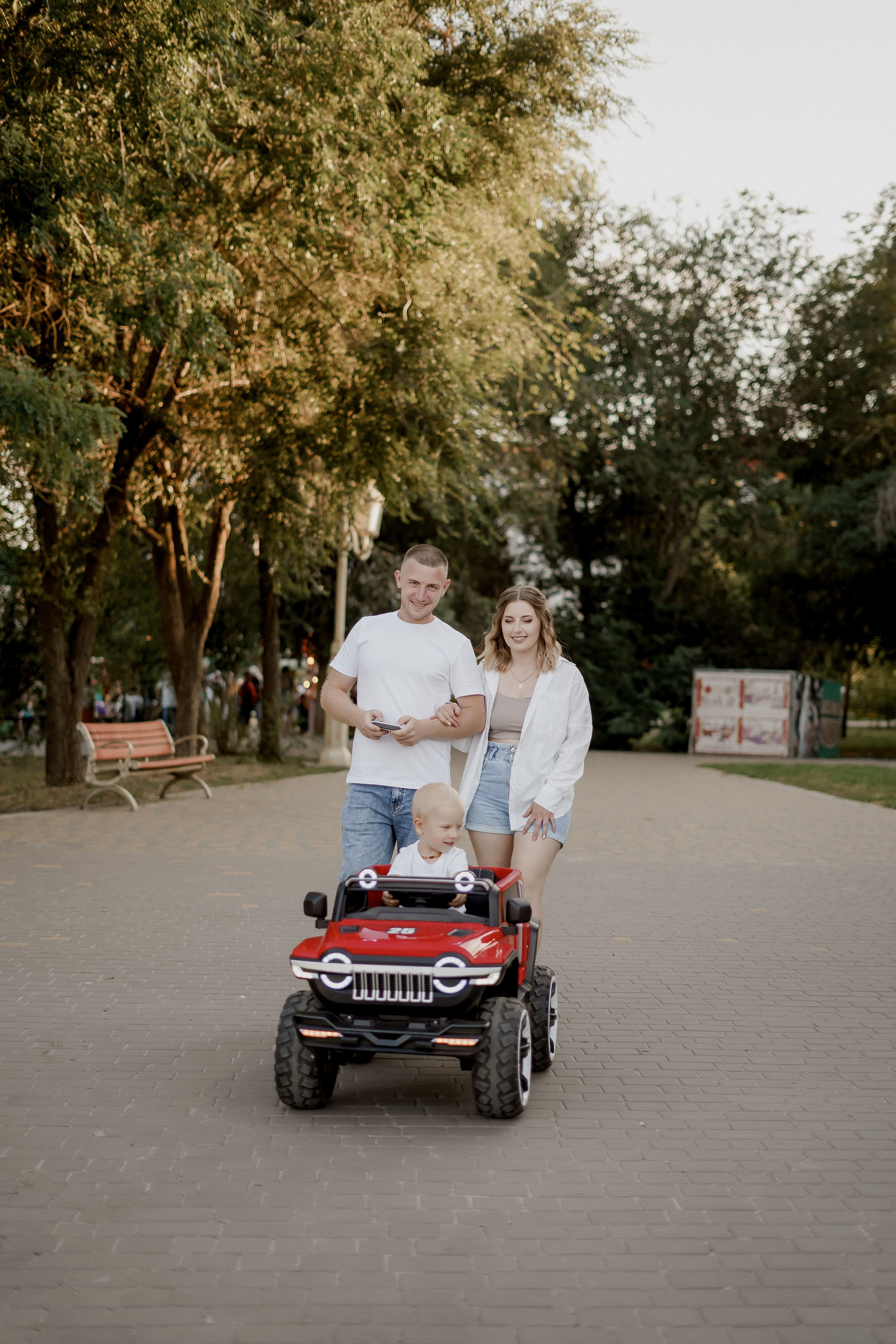 Вова Лена Миша. Фотограф Валерия Крахмалева