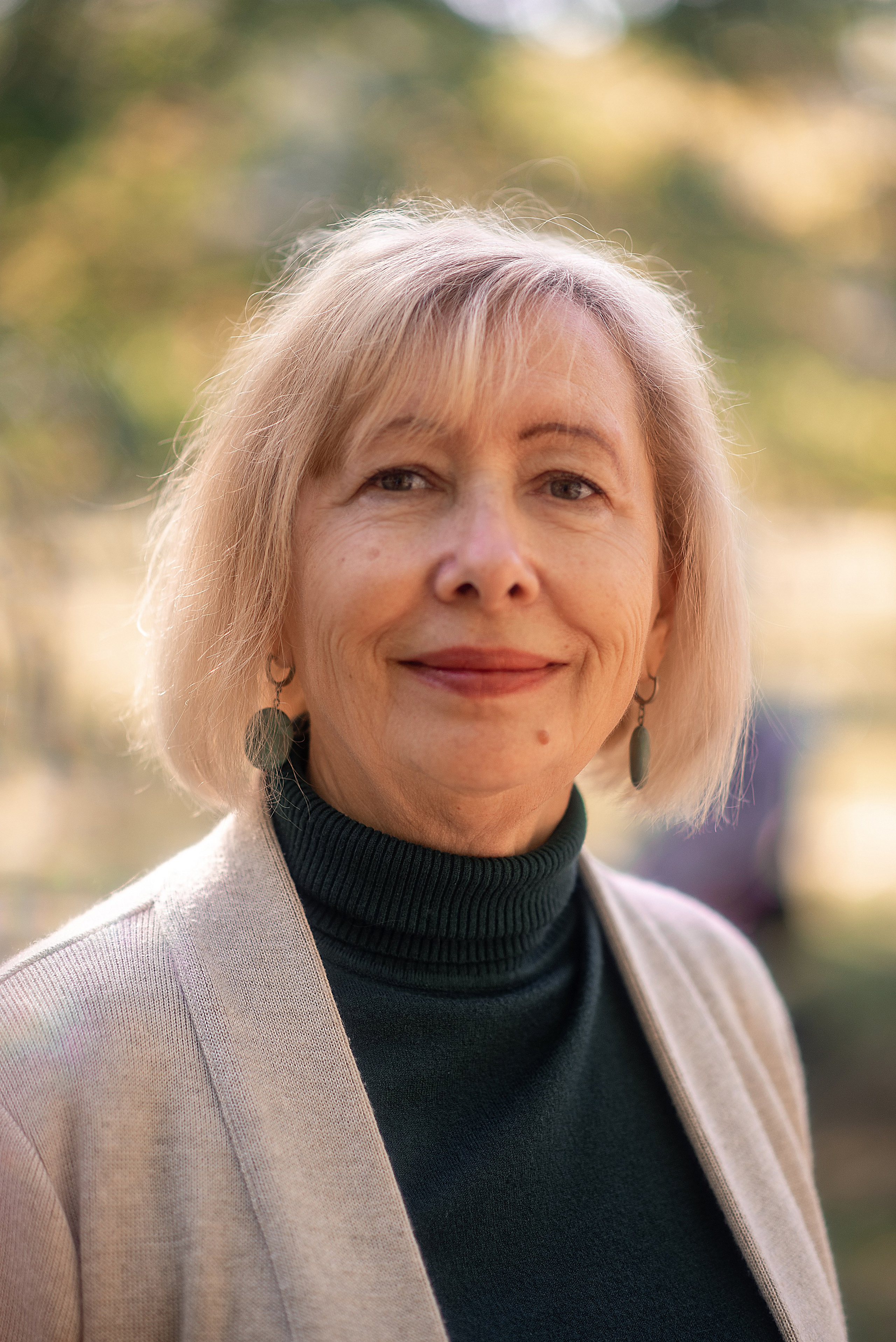 Тепло на улице и на сердце. Главная