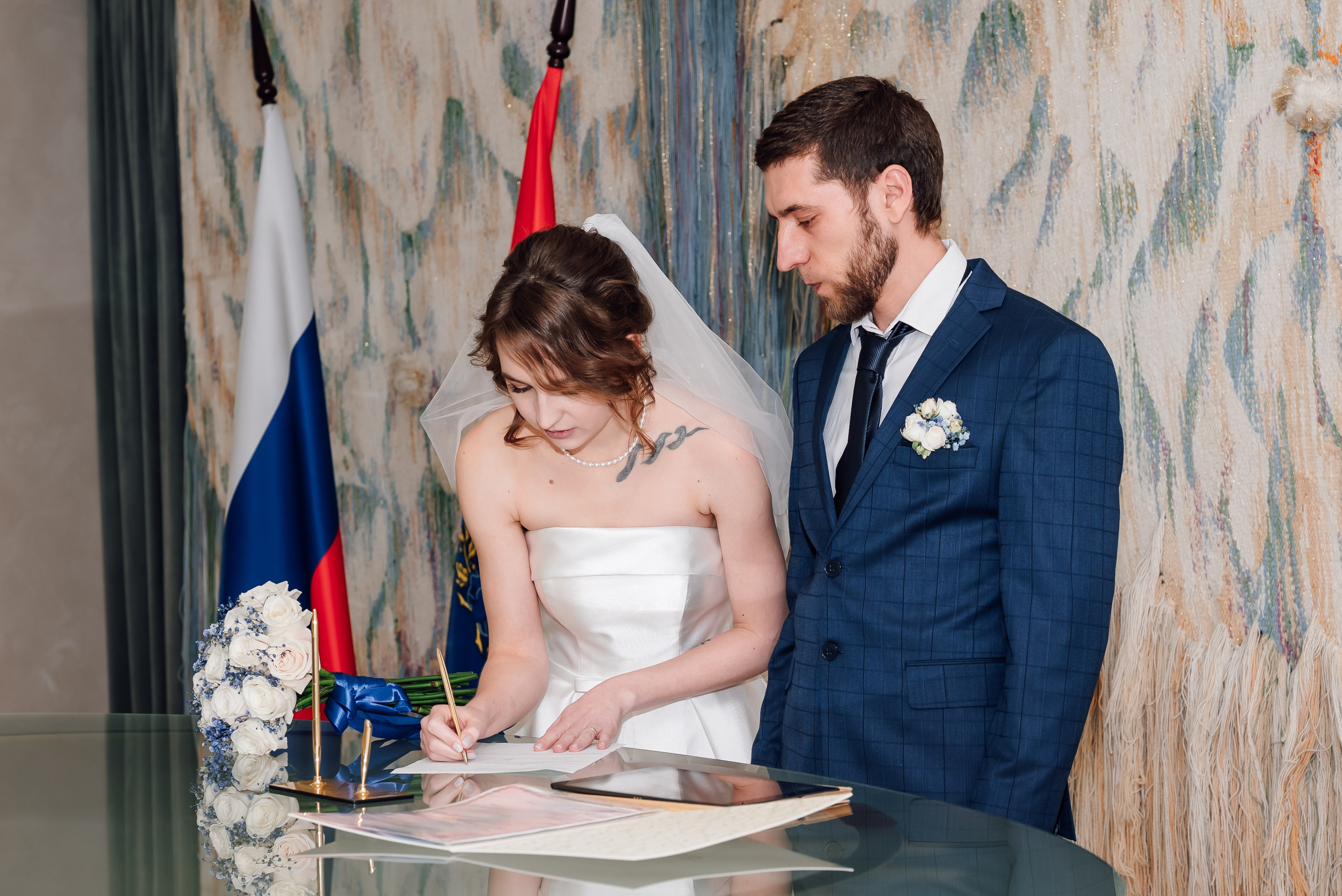 Свадьбы: ЗАГС. Фотограф Вероника Чермных