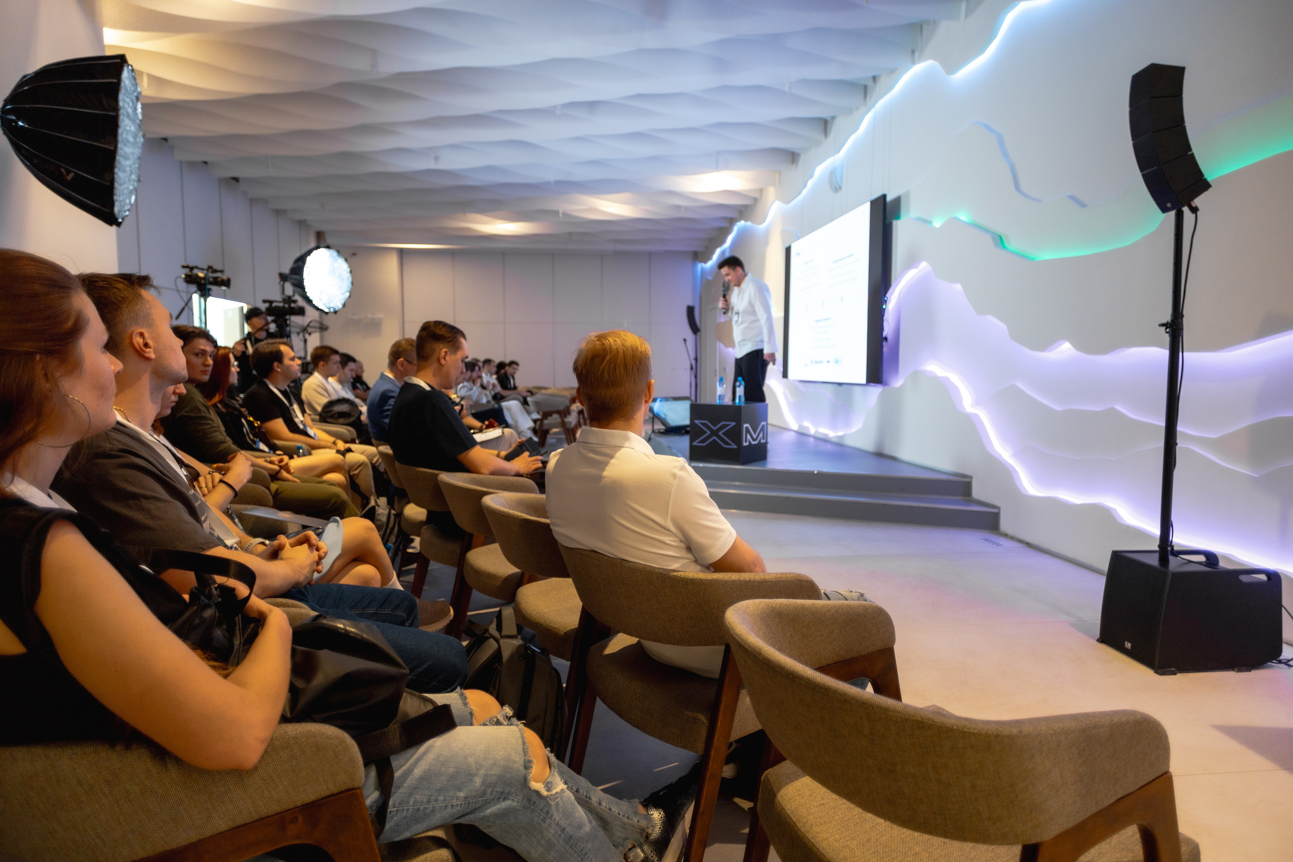 Aha! — 29–30 мая 2025. Фотобанк Матемаркетинг