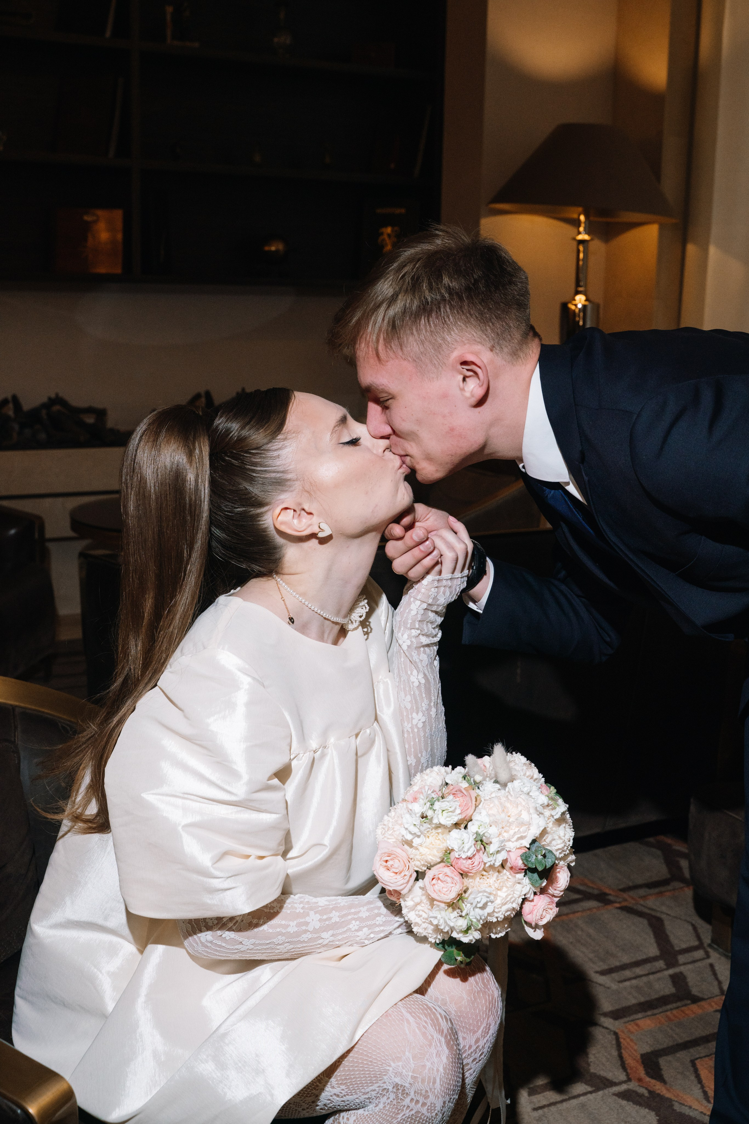 Свадебное портфолио. Дипломированный фотограф в Новосибирске. Фотографирую свадьбы, репортажи, индивидуальные фотосессии, lovestory(семейные)