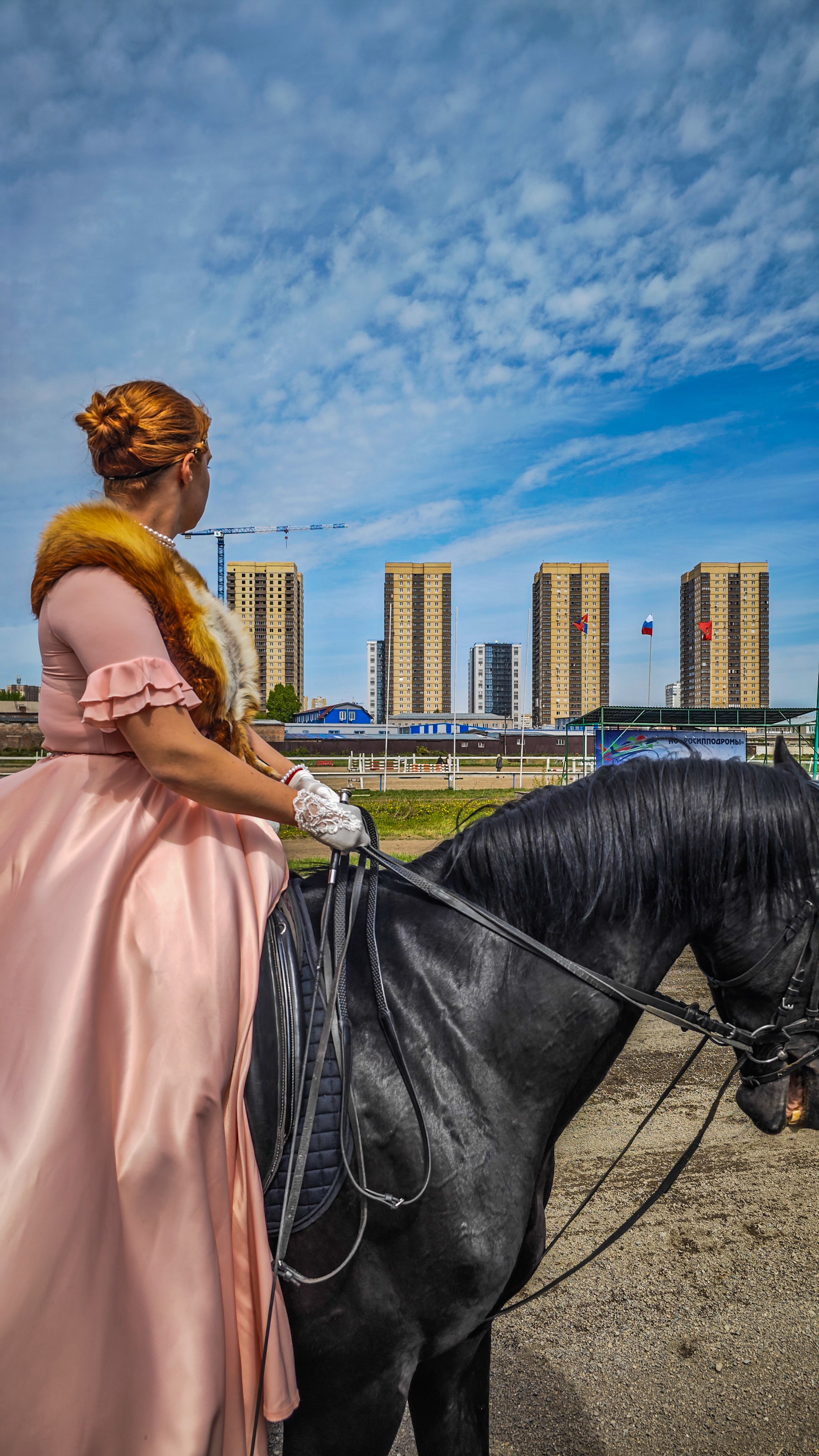 Красноярский ипподром. Открытие сезона 2025. Игорь Урывский. Фотограф Красноярск