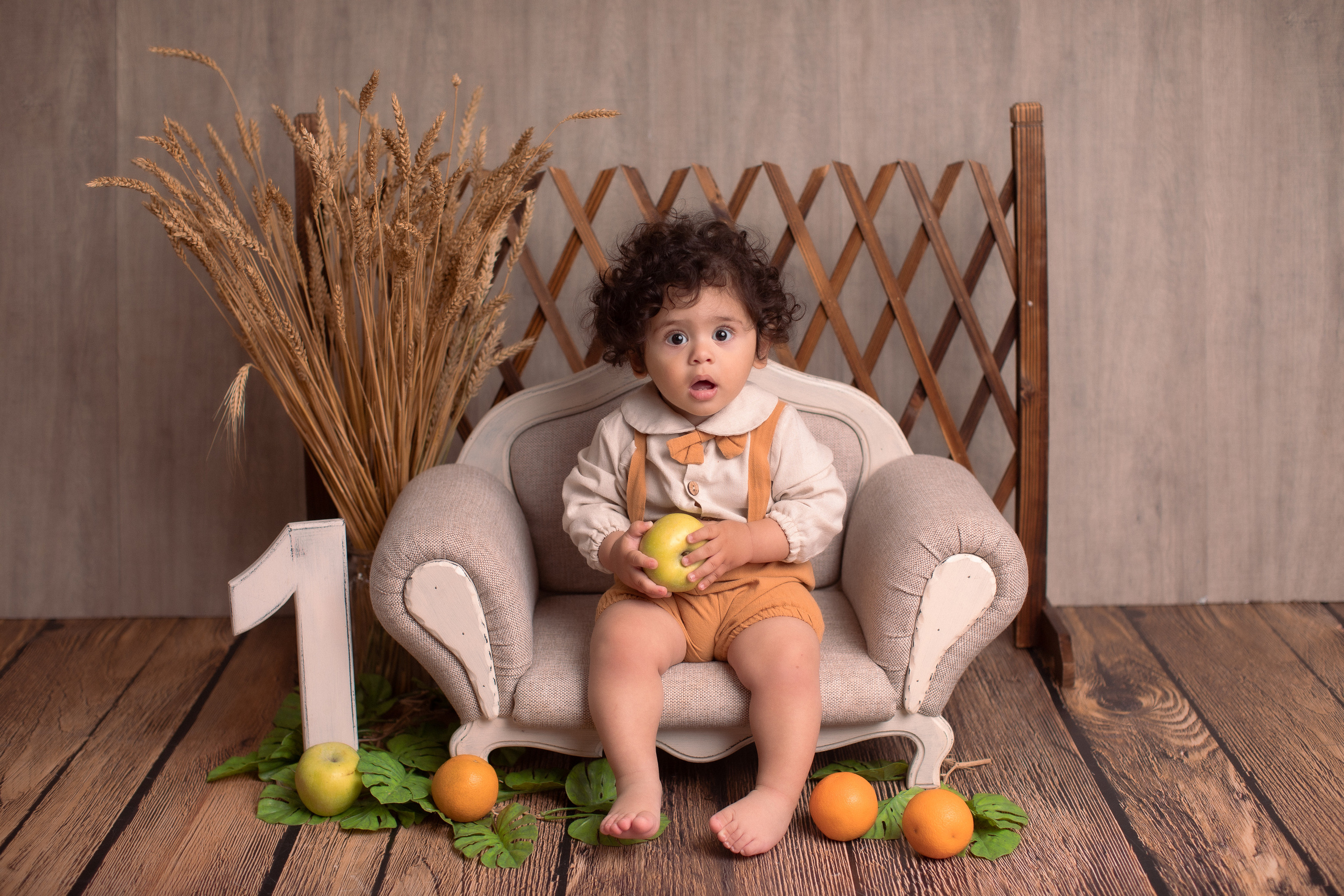 Малыш 5 — 18 месяцев. Фотограф новорождённых и детей до года на КМВ