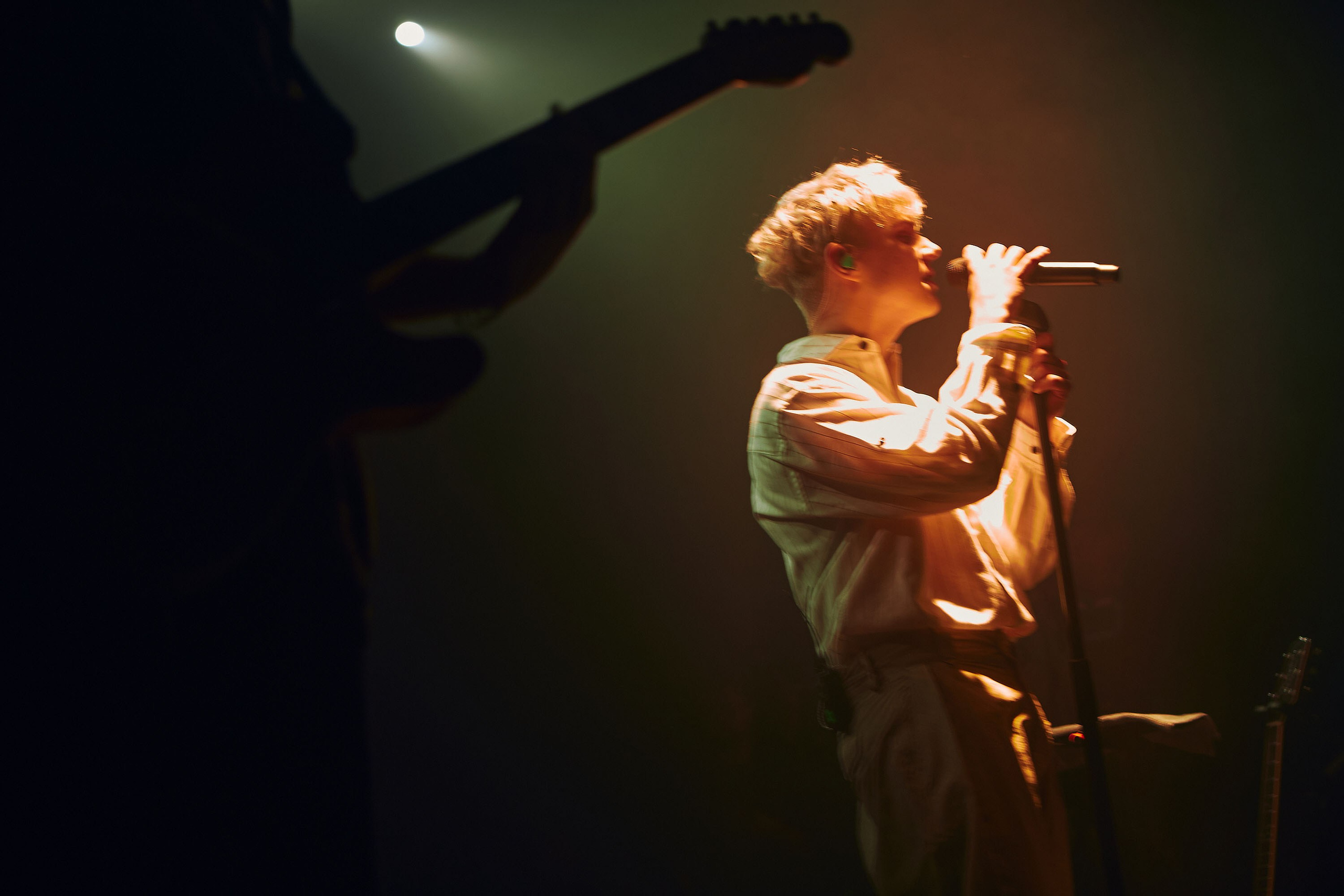 Ваня Дмитриенко «НА ОДНОЙ ОРБИТЕ ТУР». Андрей Цветков — репортажный, свадебный и портретный фотограф в Санкт-Петербурге