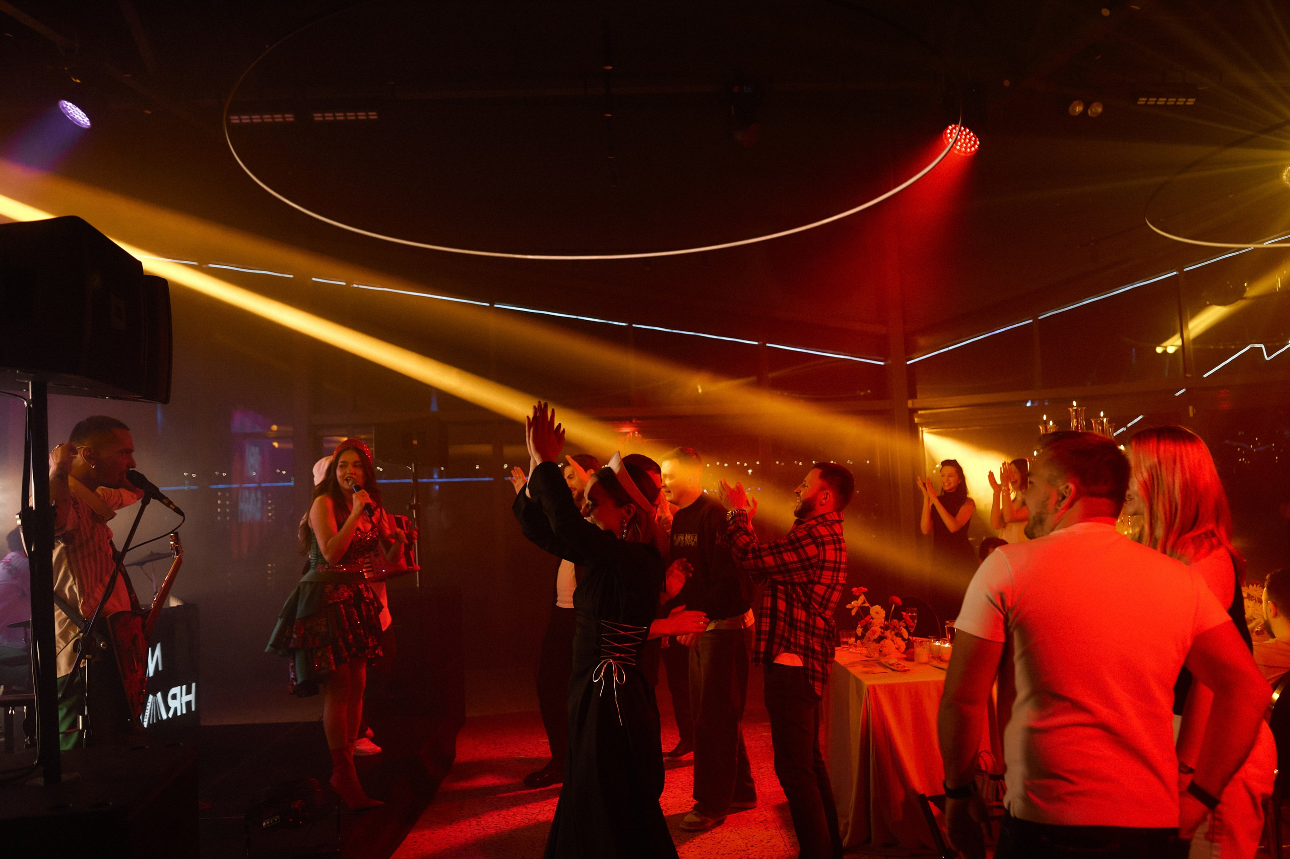 ROYAL BEACH — BIRTHDAY A LA RUSSE. Photographer — ERASTOV