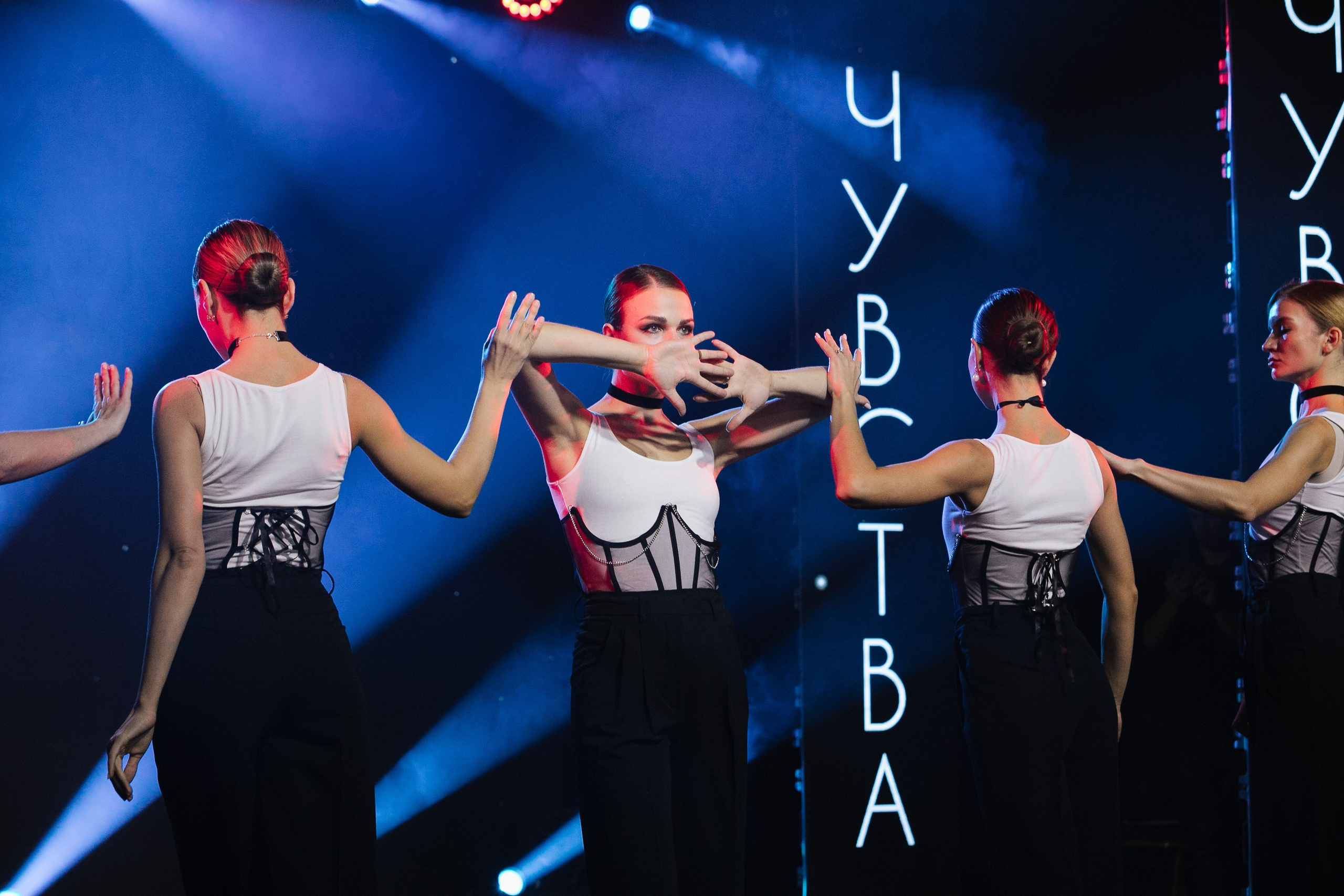 Выступления. VICTOR SAPOZHNIKOV