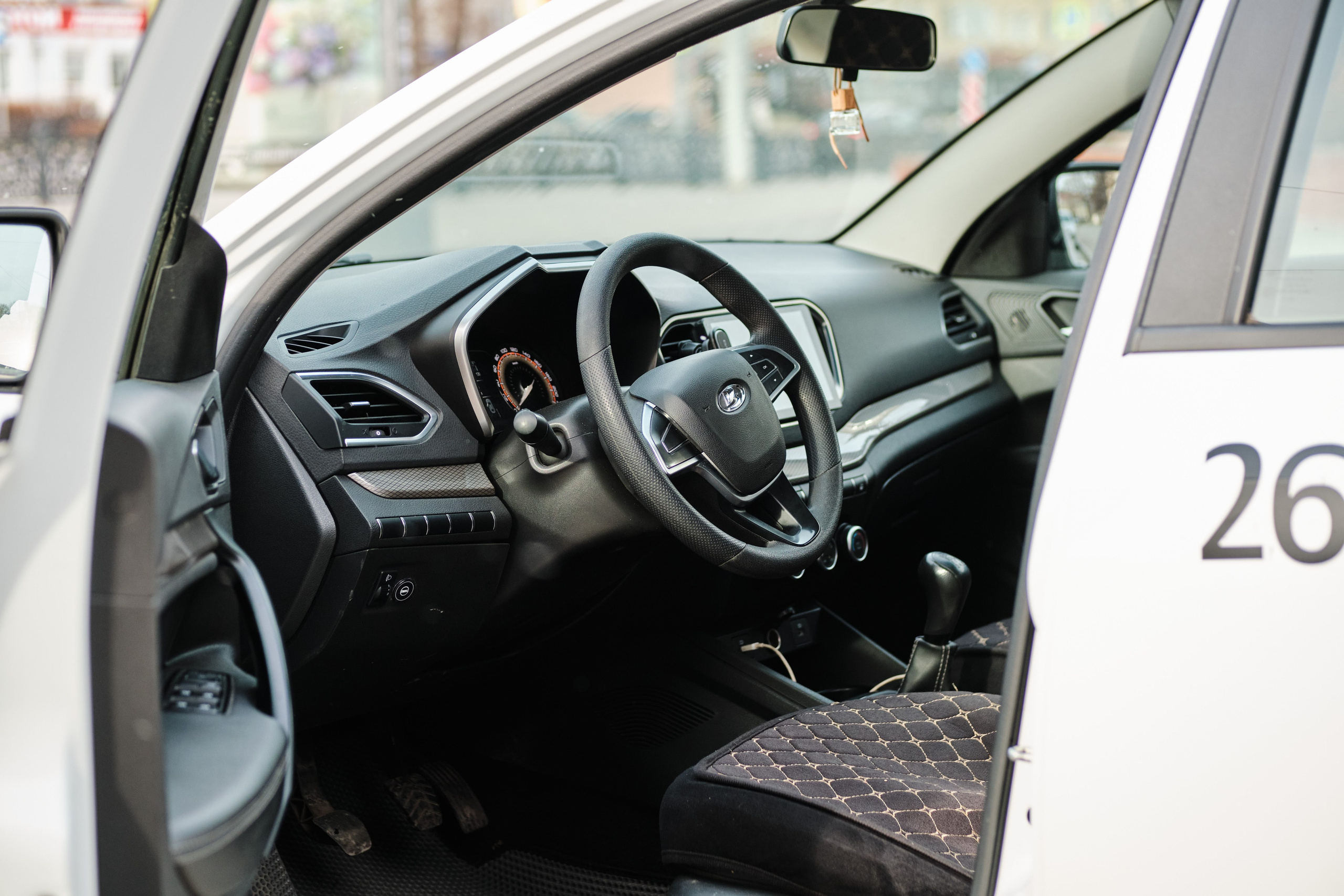 Новый автопарк Яндекс такси в Новокузнецке. Свадебный и семейный фотограф в Новокузнецке Иван Иванов