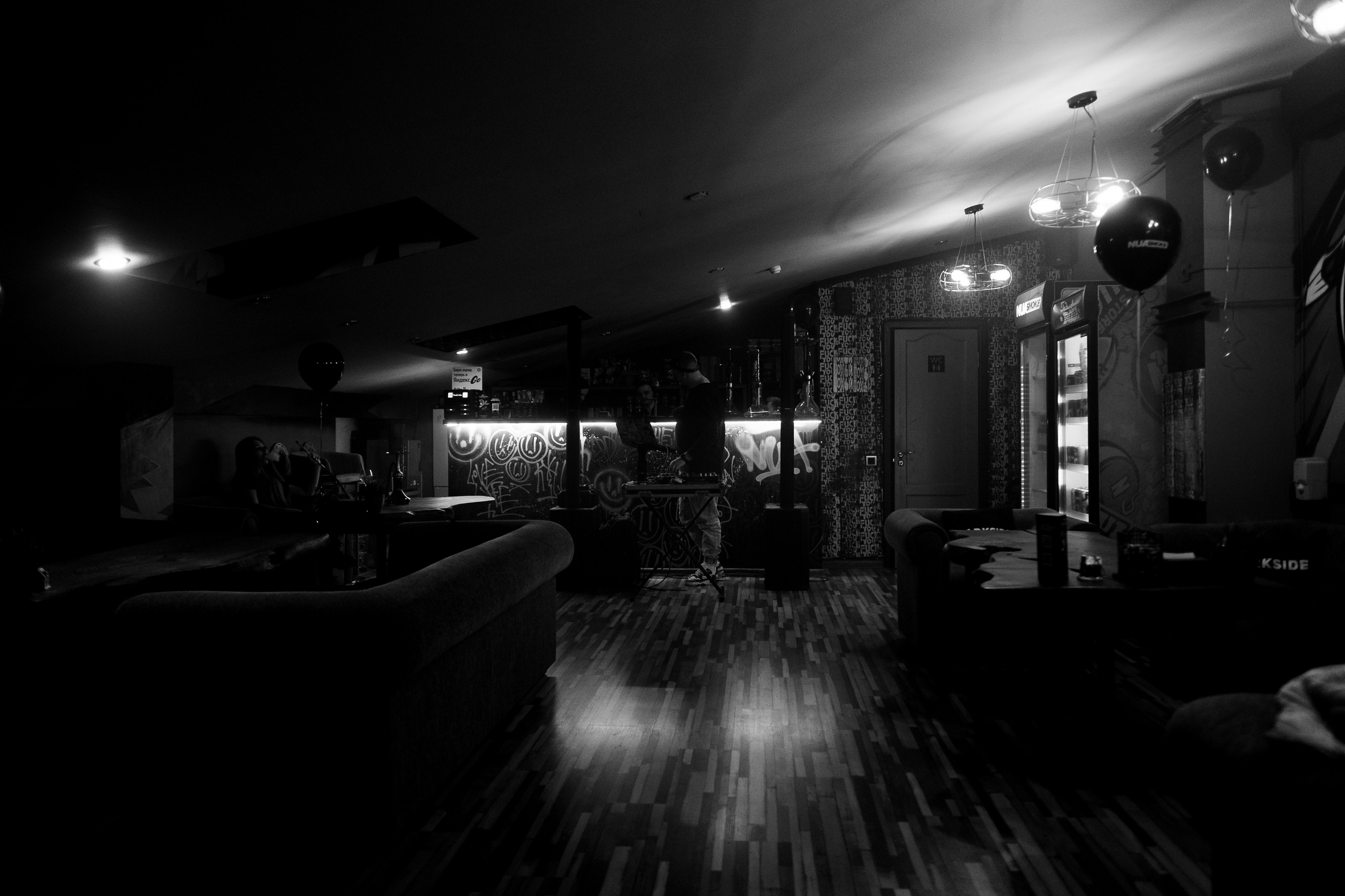 День рождения кальяной NUASMOKE 11 лет. Свадебный и репортажной фотограф Денис Ожигин в Краснодаре и Краснодарском крае