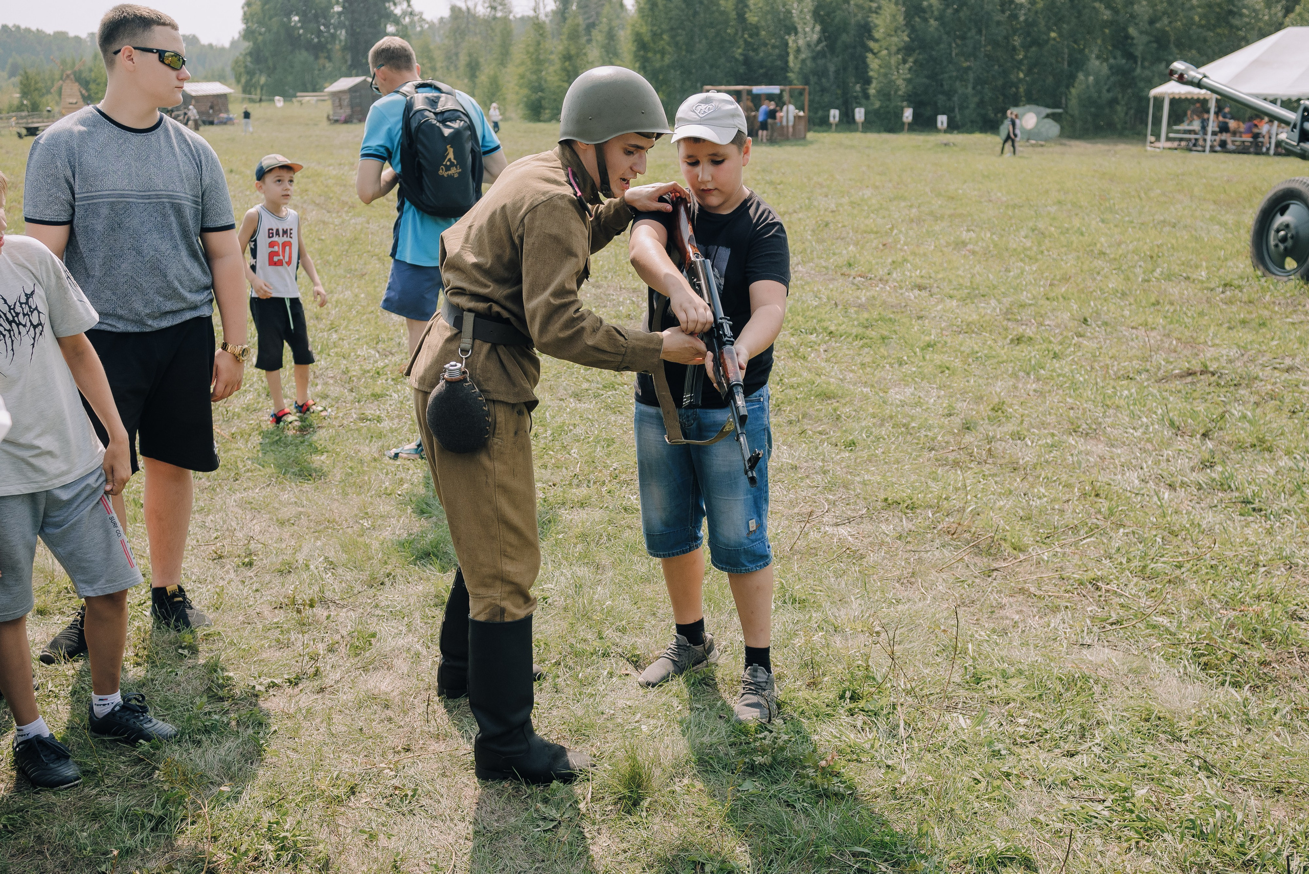 НАЗАД В БУДУЩЕЕ. РОССЕТИ. Репортажный фотограф Зуев Роман г. Челябинск