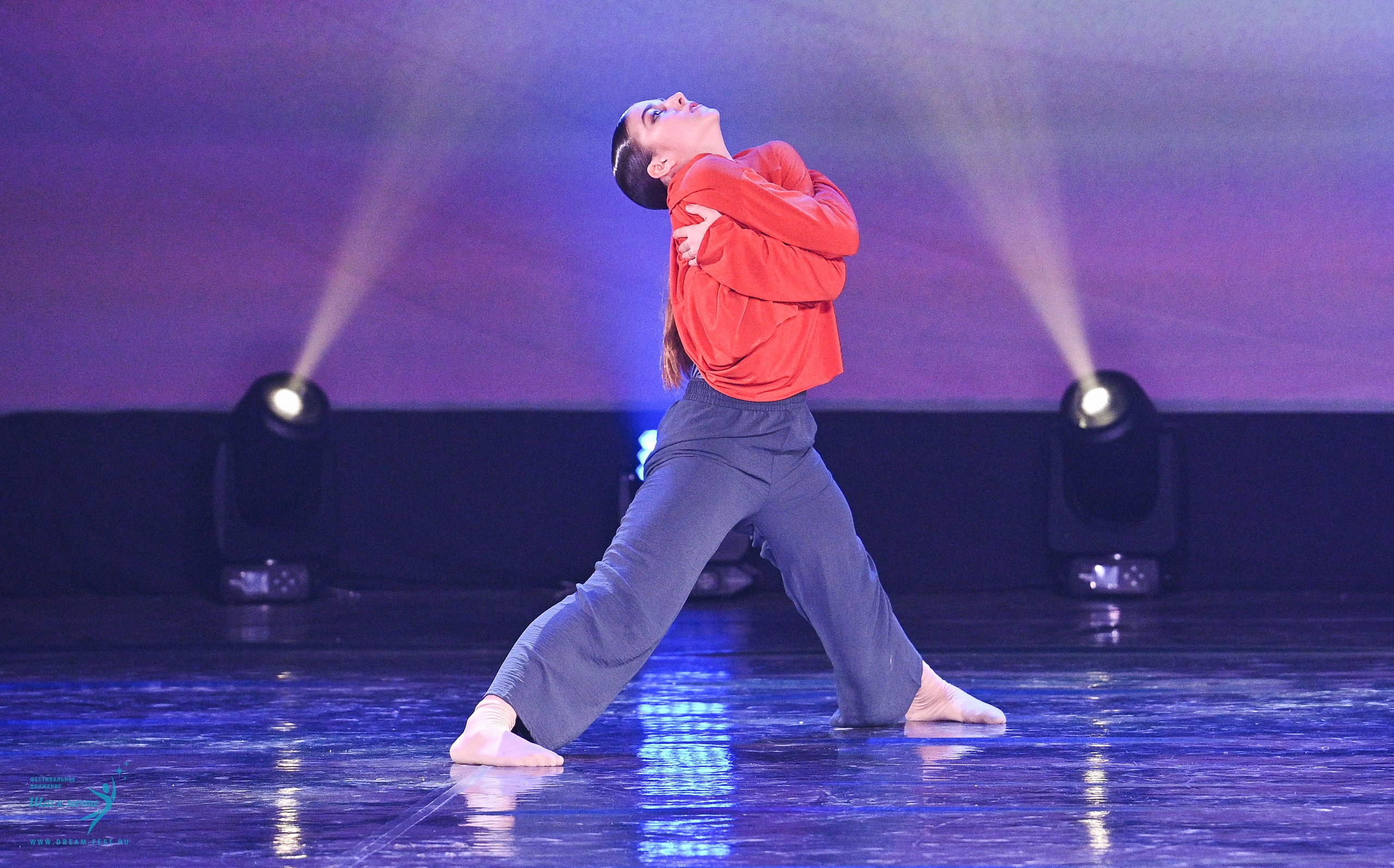 24.05.2025 «Мир под названием — Искусство танца» Фестивальное движение «Шаг к мечте» г. Кострома. Медиастудия Фото Концепт