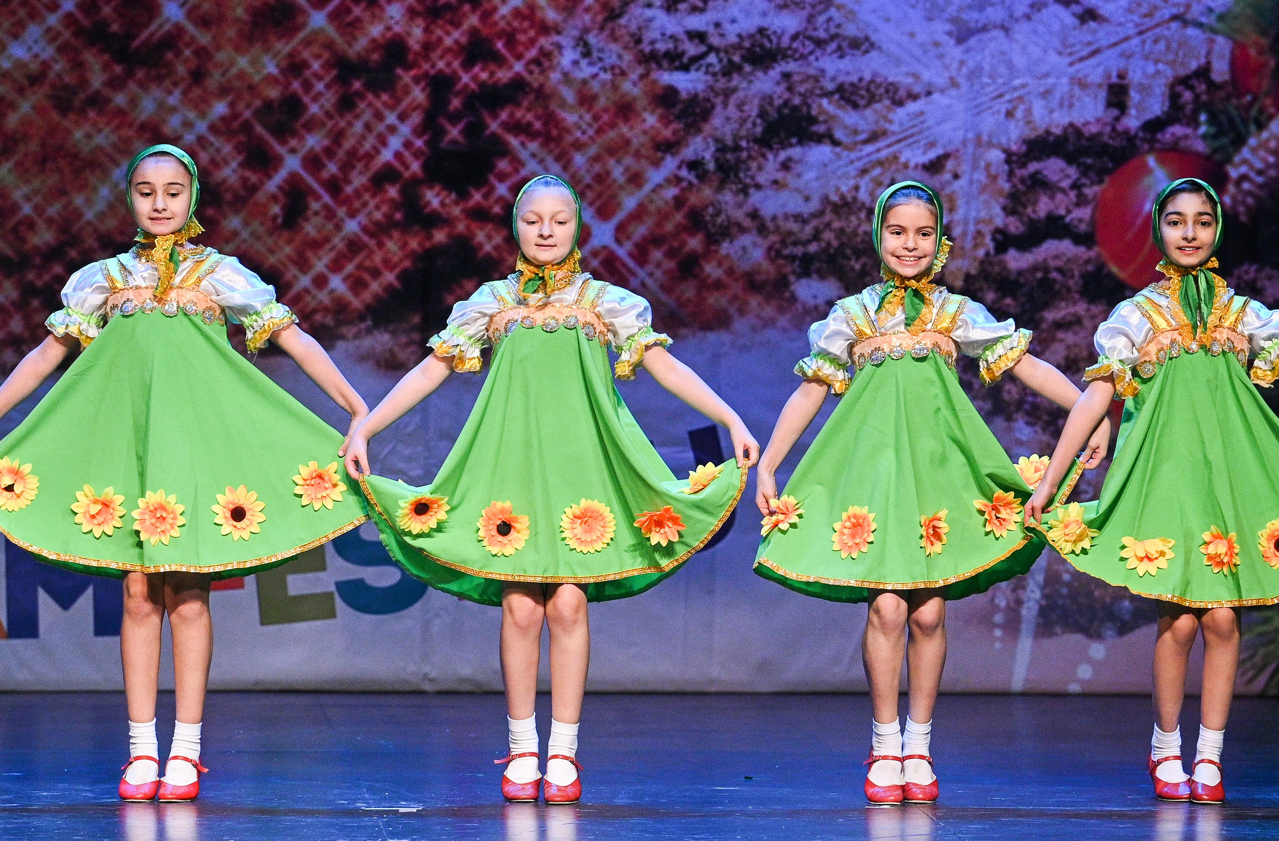 14.11.2024 «Новогодний Звездопад Талантов» Фестивальное движение «Шаг к мечте» г. Москва. Медиастудия Фото Концепт