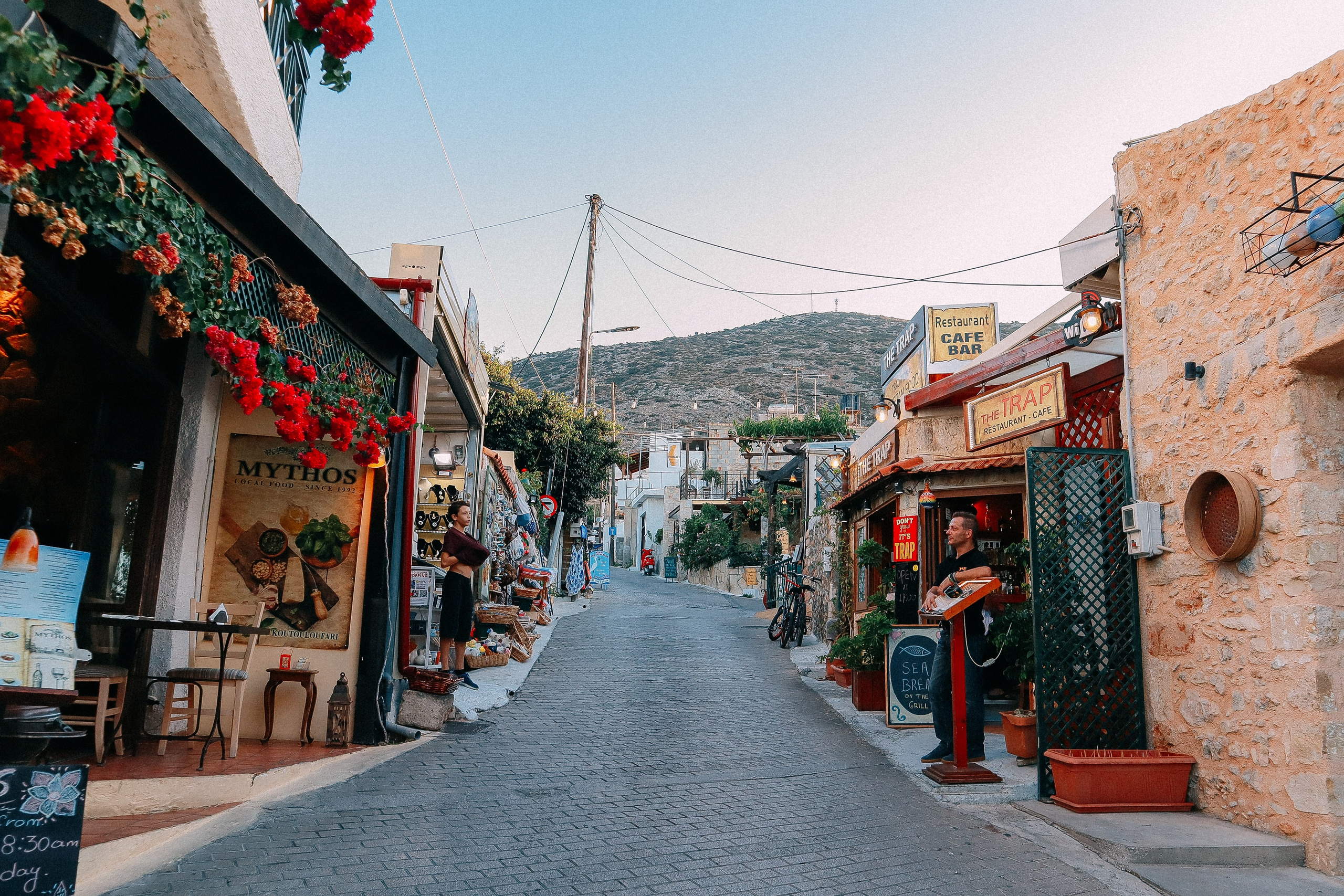 Крит. Аня Степанова