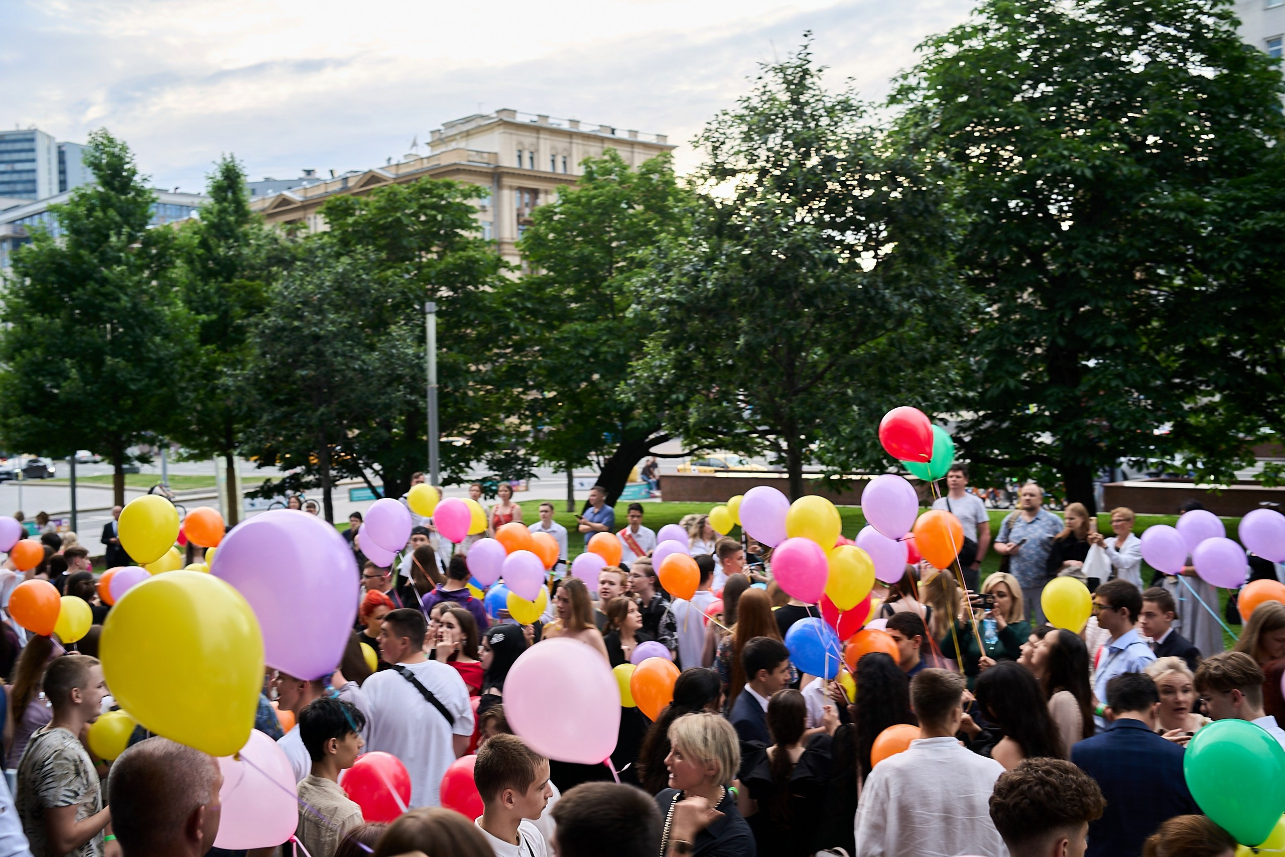 Выпускной 9 класс 2024. Фотограф и Видеограф в Москве. Олег Корушев