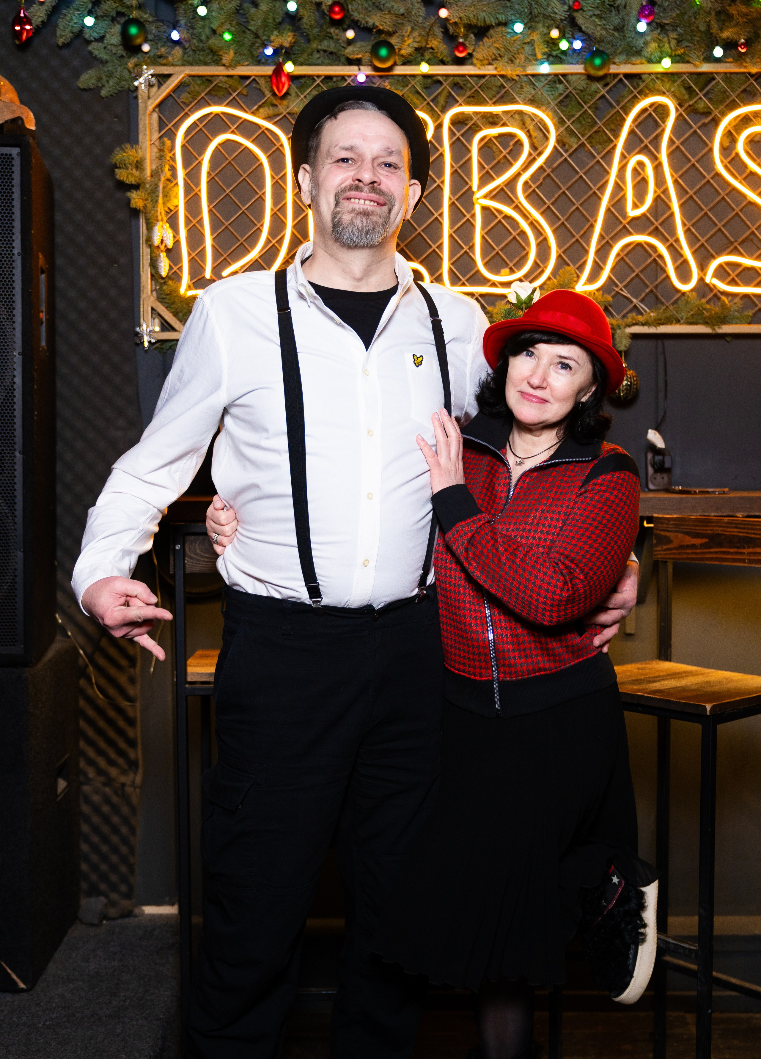 Новый год 2026. Новогодняя ночь 2026 в баре Дебошир (Debaser). Репортажный, street и urban фотограф в Санкт-Петербурге Мальцев Евгений