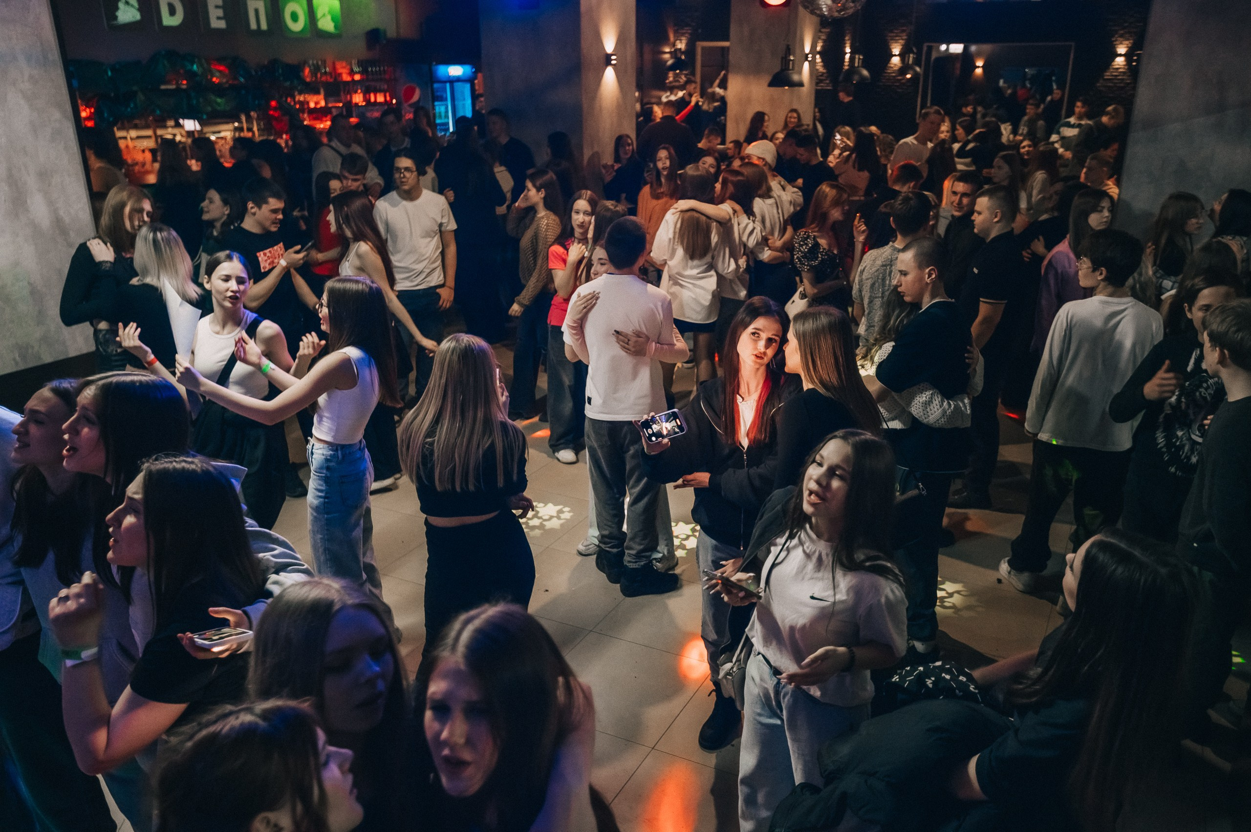 8 MARCH WOMENS DAY PARTY. Фотограф в Кемерово Владислав Шульц