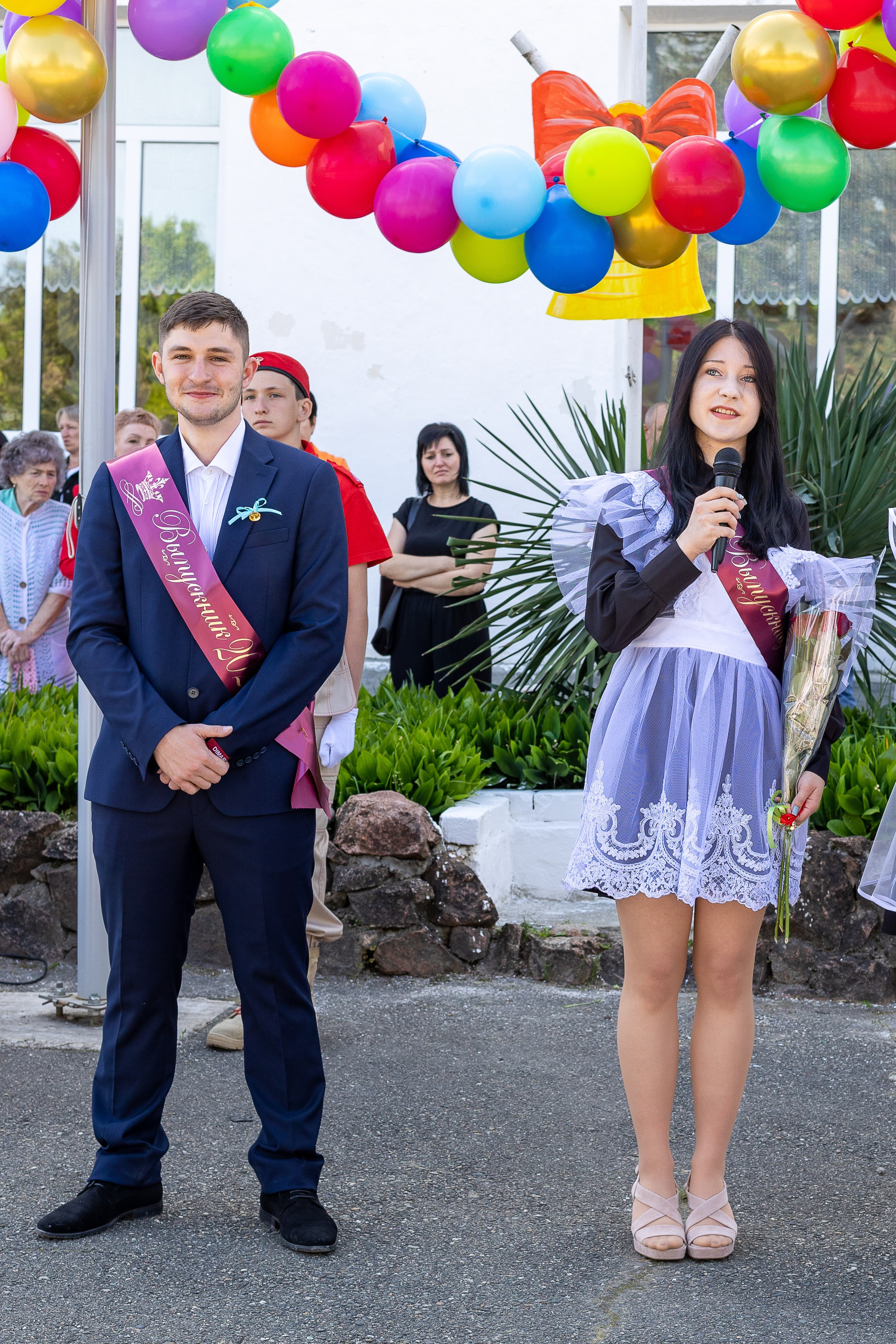 Последний звонок. Выпускные альбомы Майкоп, Краснодар Елена Золотарева