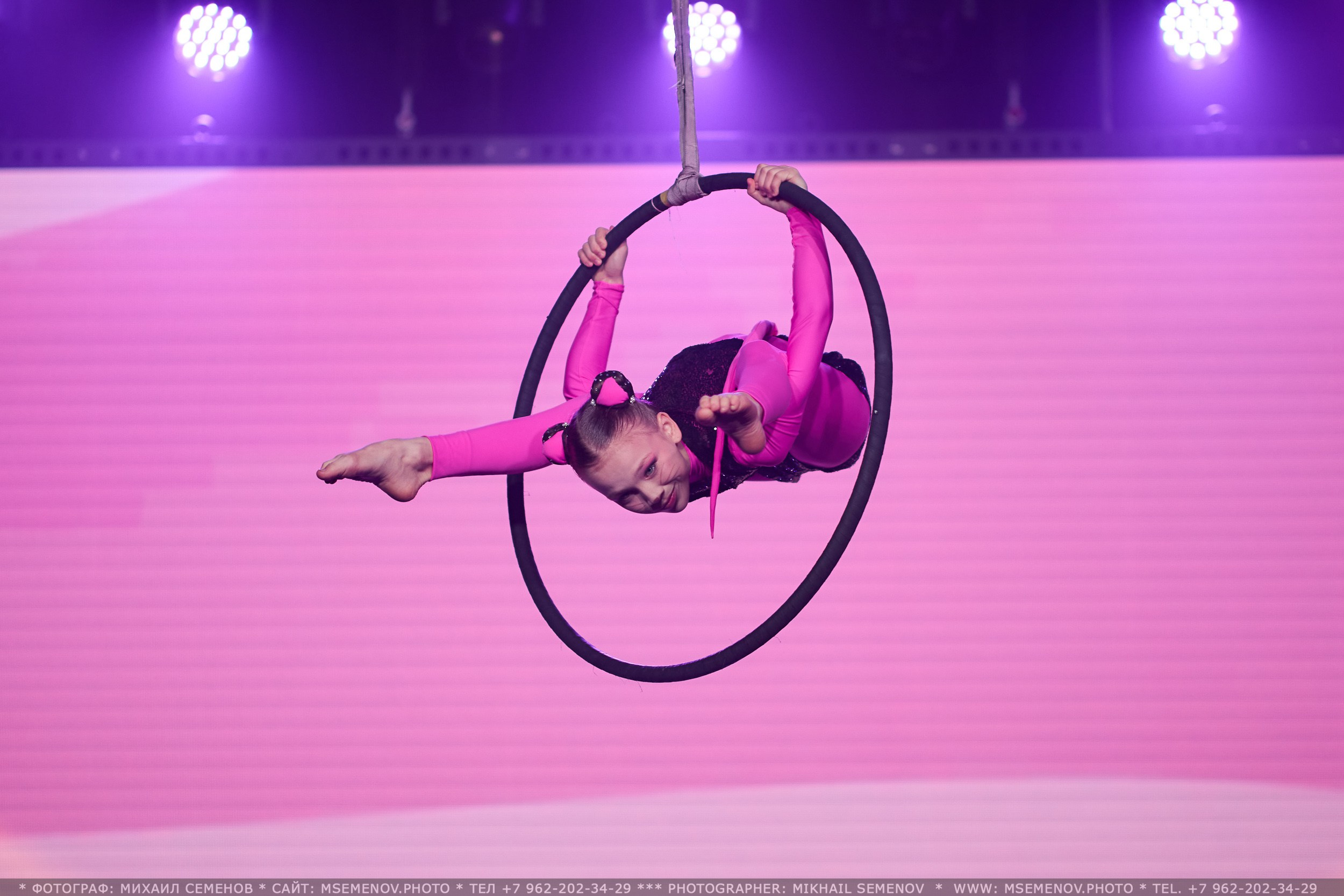 АНОНС фоторепортажа с Юбилейного концерта «ГРАЦИЯ». Фотограф, фотопроекты Михаила Семенова в Ярославле. Фотошкола