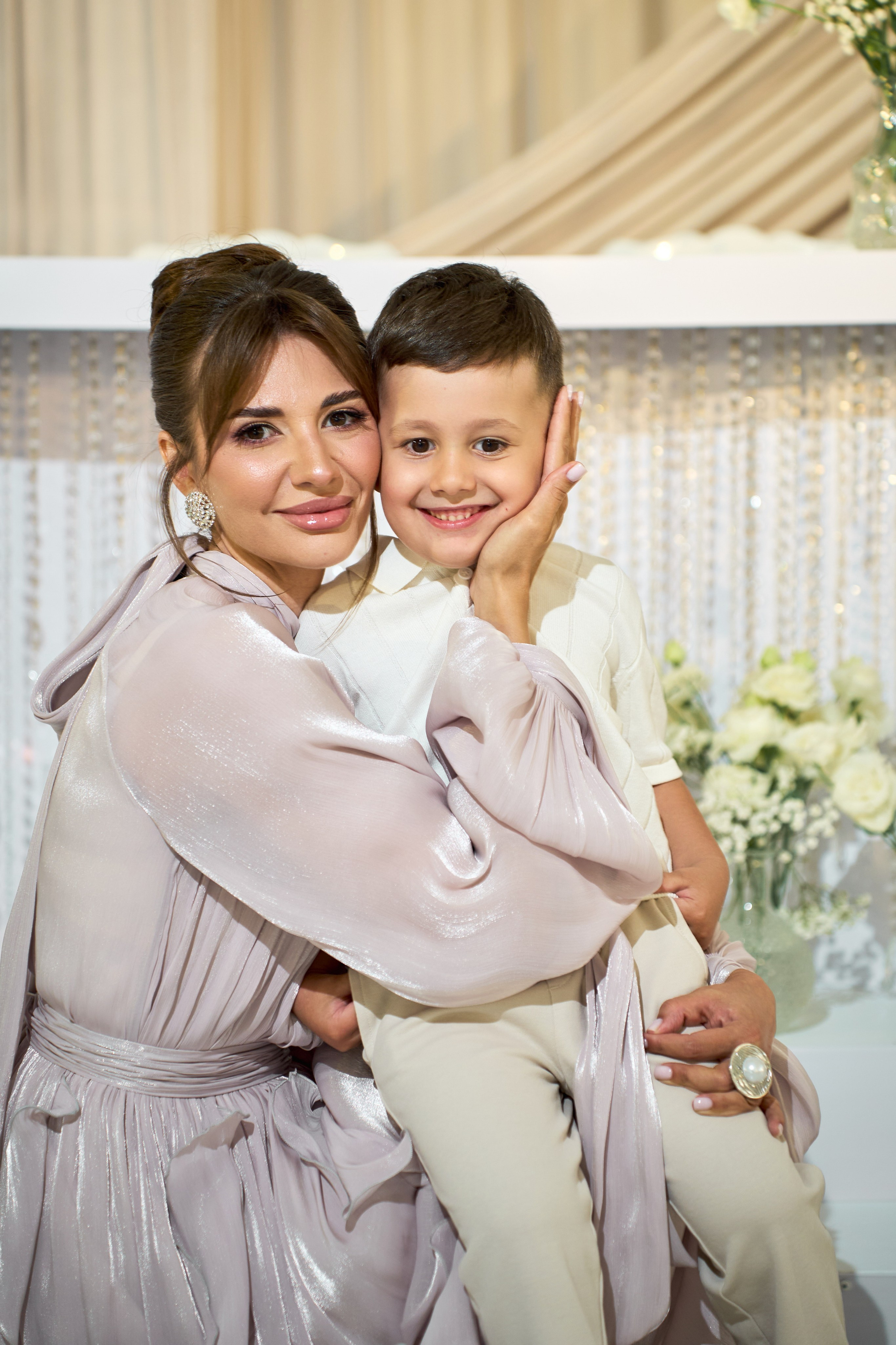 Сватовство в Краснодаре от лучших фотографов и операторов TWINS STUDIO. ТВИНС СТУДИО — лучшие свадебные фотографы и видеографы в Краснодаре