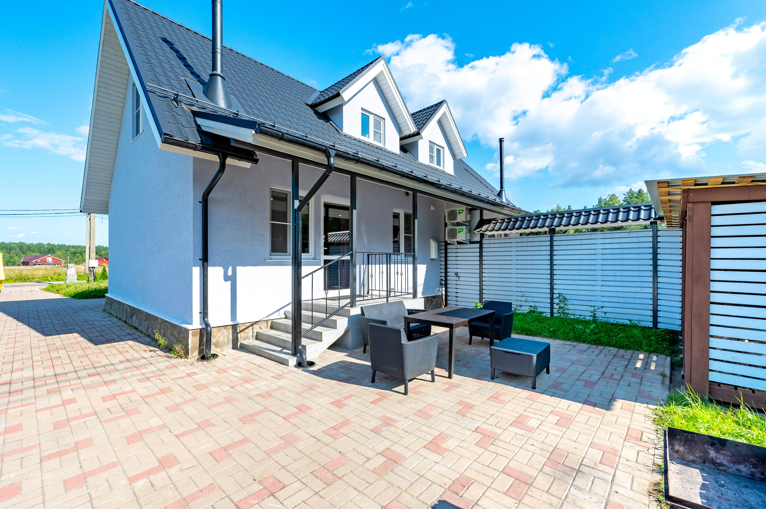 Поселок Озеро Лунное. Интерьерный фотограф. Фото- видеосъемка недвижимости Санкт-Петербург