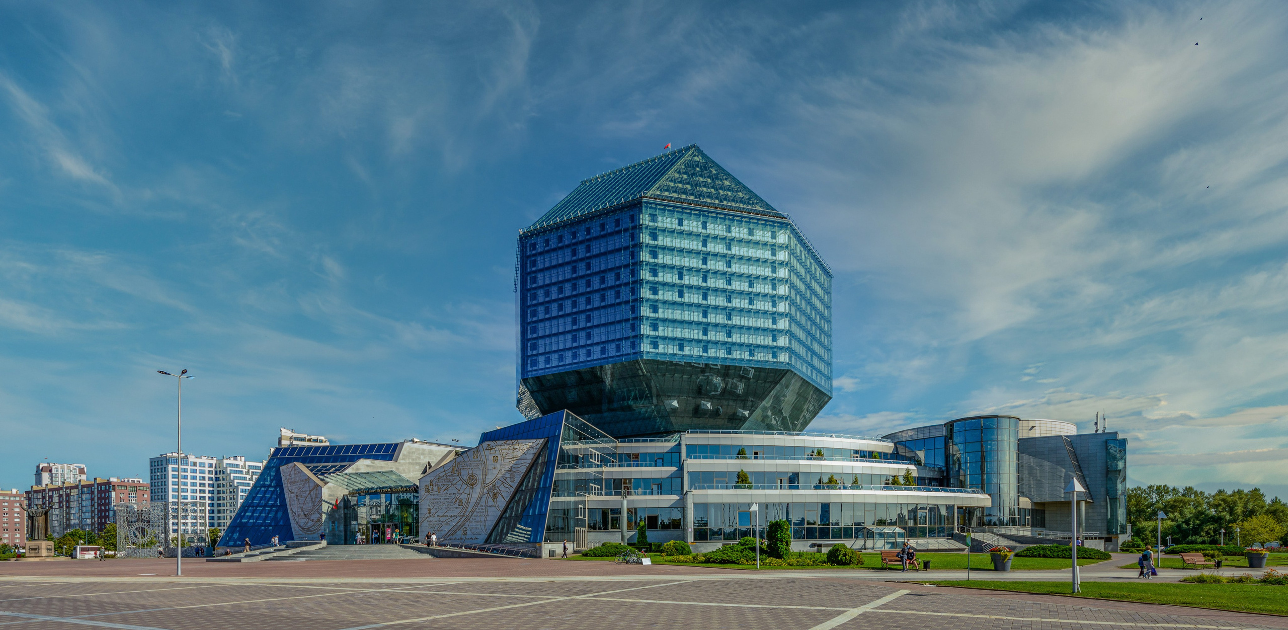 АРТ Город Минск. Фотограф Платон Македонский