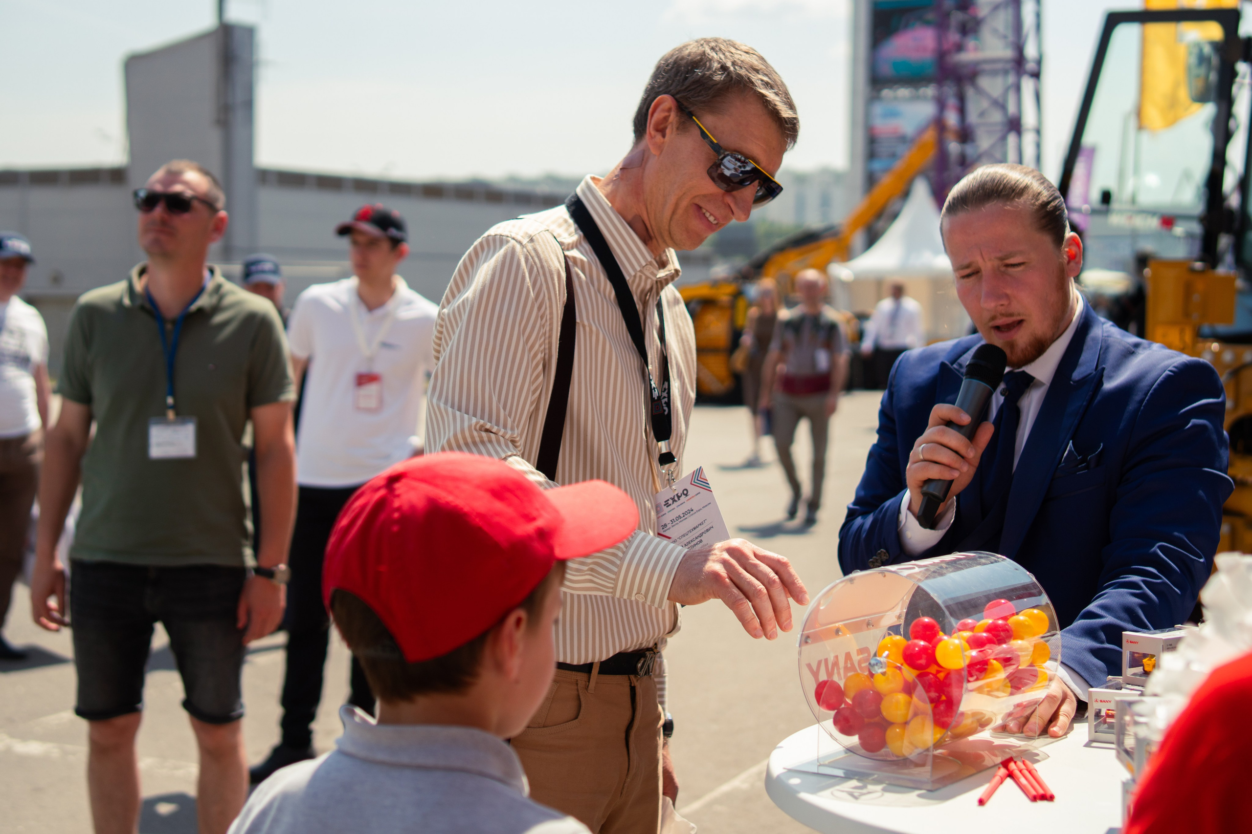 СТТ Expo 24-я международная выставка строительной техники и технологий в России. Фотограф / видеограф в Москве и Сочи Sofia Riversong