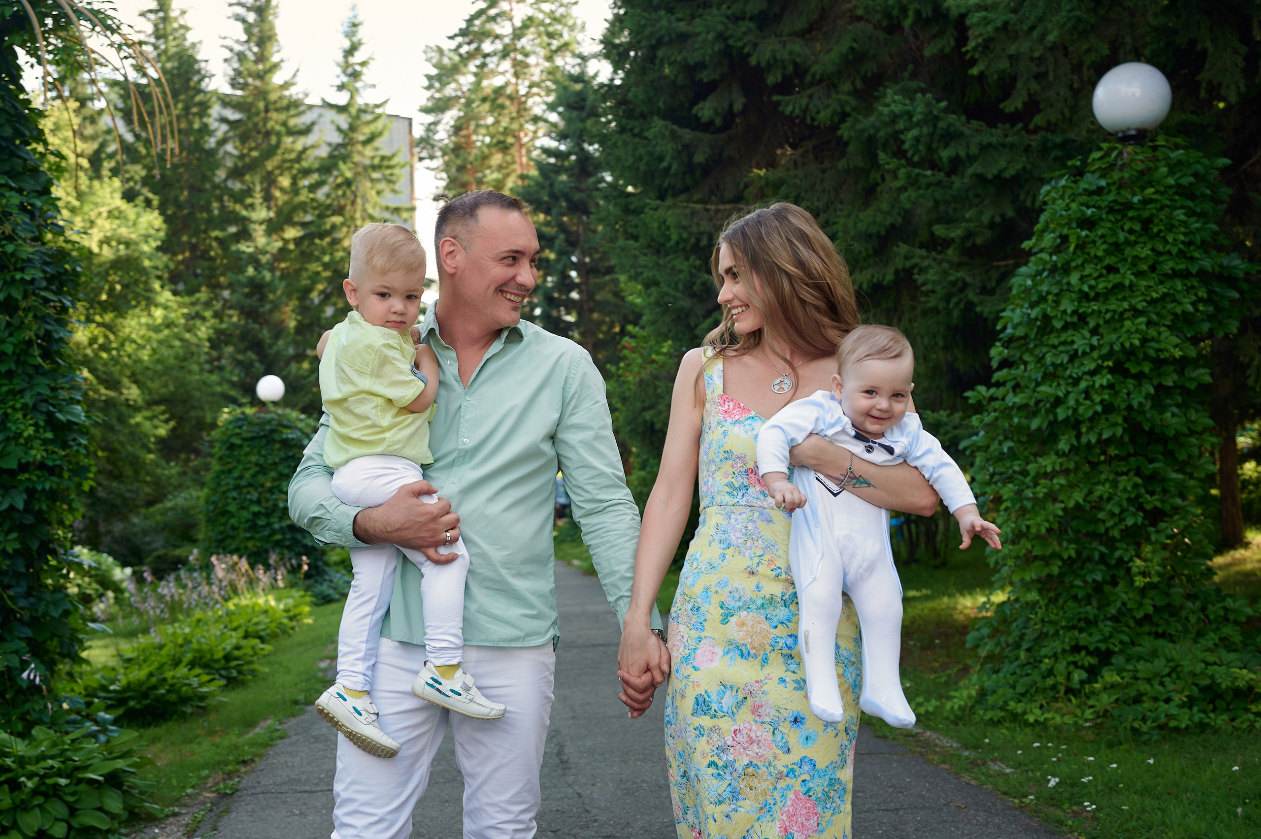 Елена и семья. Фотограф Опыт Качество Скорость Горный Алтай Барнаул