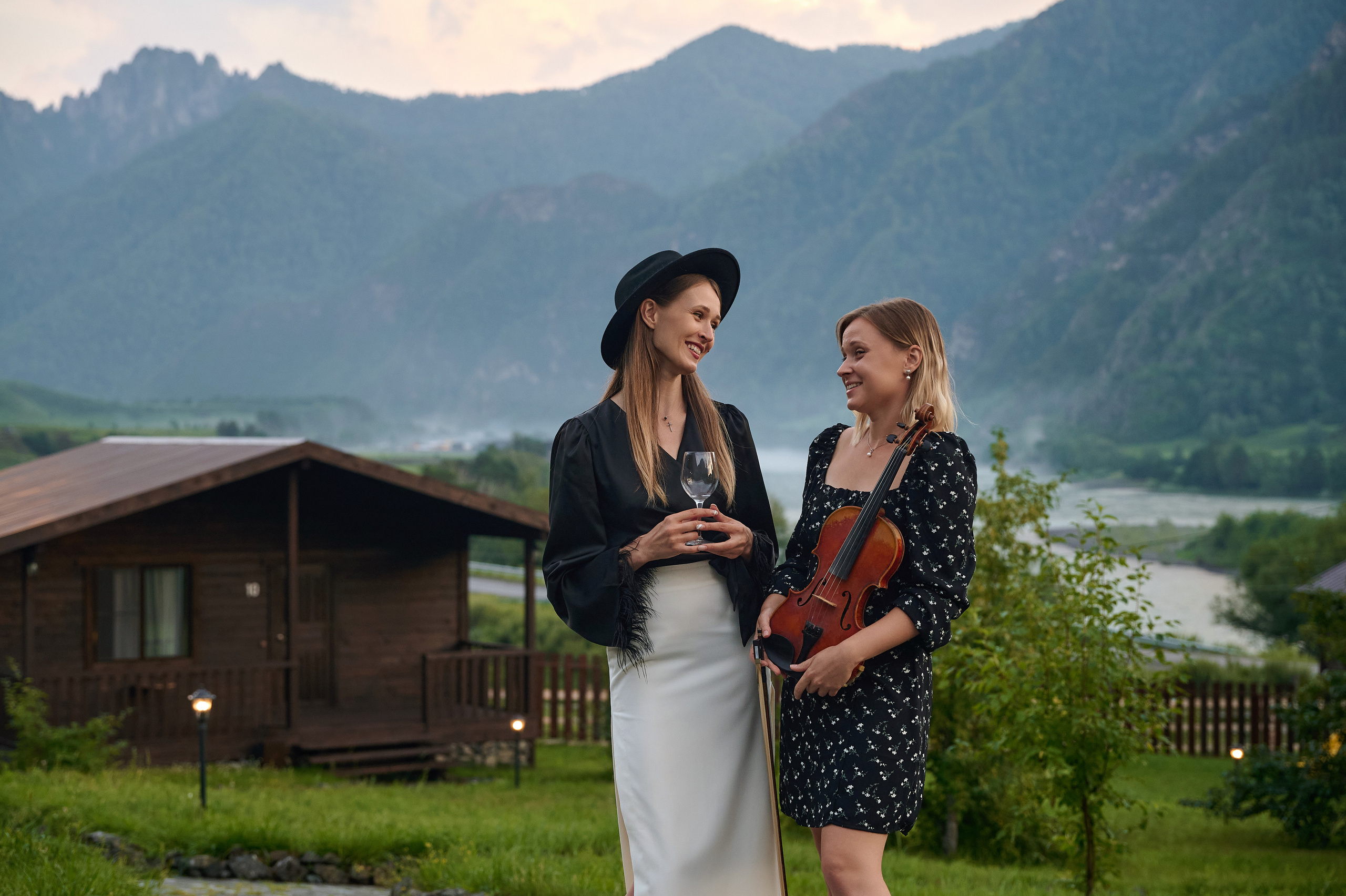 Altay Chalet винный вечер. Фотограф Опыт Качество Скорость Горный Алтай Барнаул