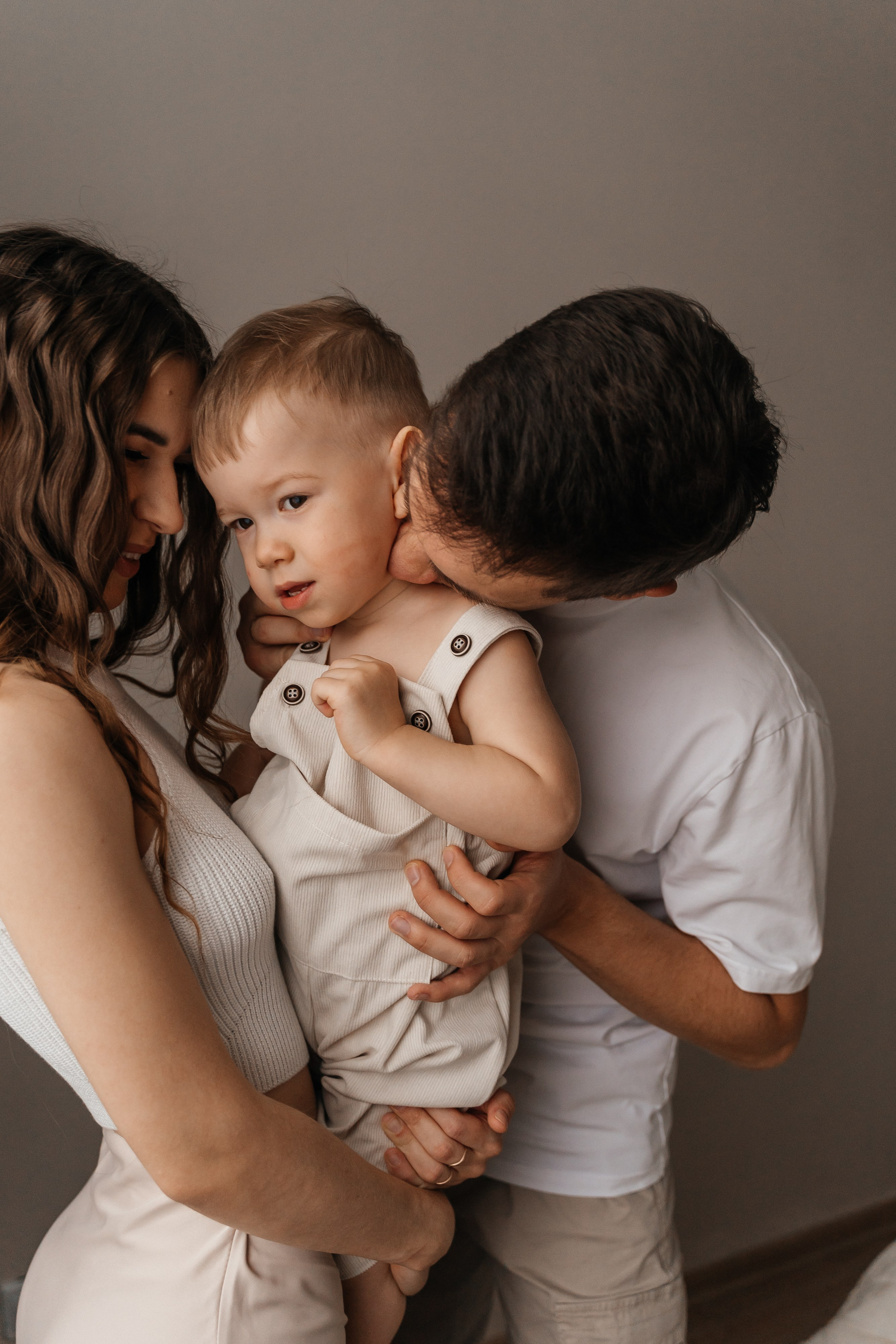 Вадим, Юля и Мирон. Волик Мария