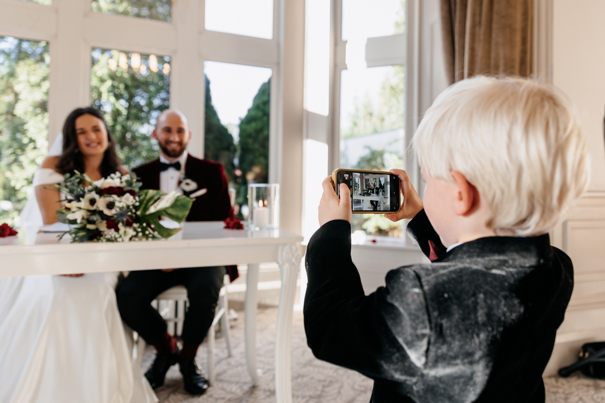 Hartsfield Manor Wedding. Moments Catchers — Wedding Photography & Video Duo in London