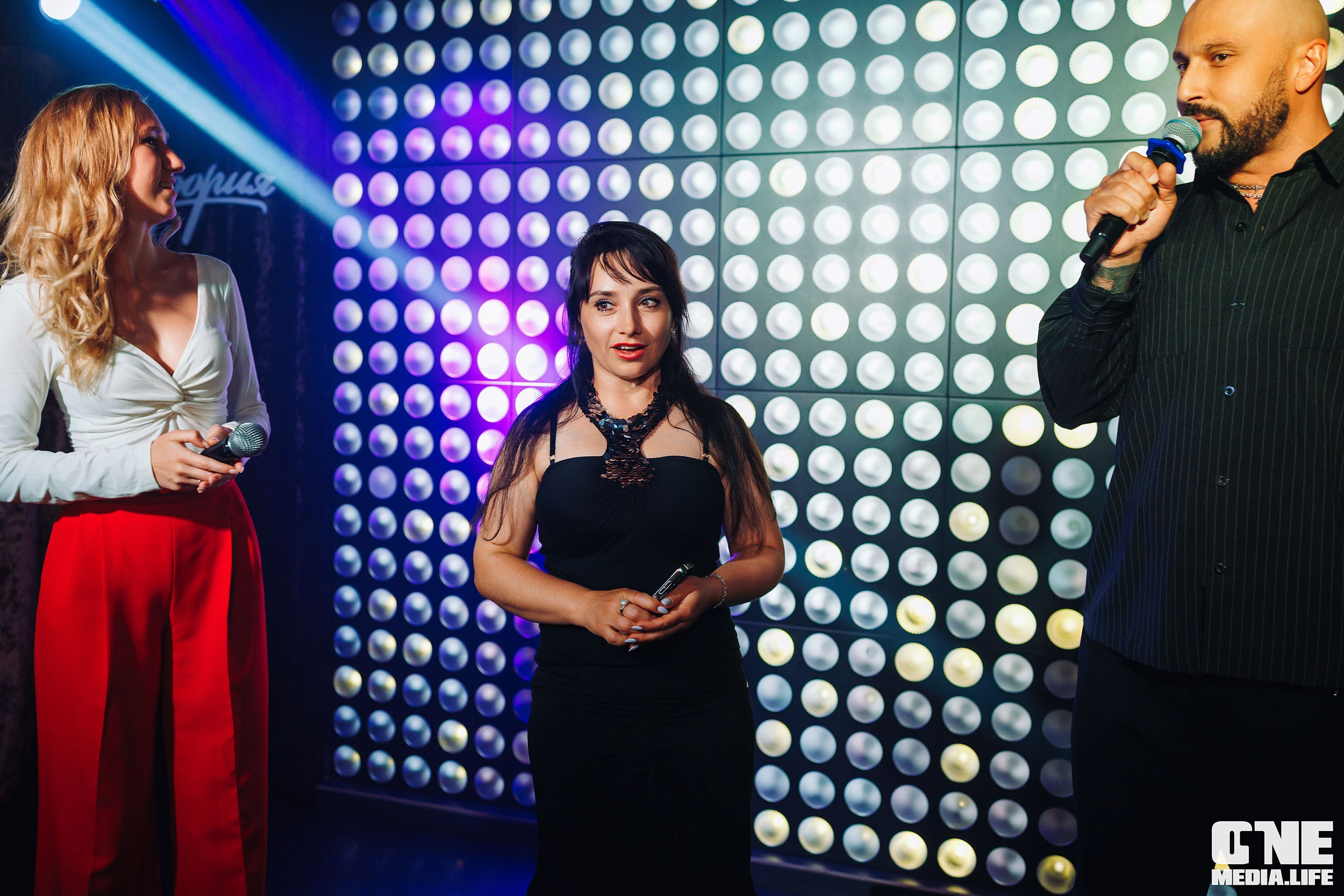 Фоторепортаж из караоке-клуба Эйфория. One Media Life: фоторепортажи, фотоотчеты с мероприятий и заведений