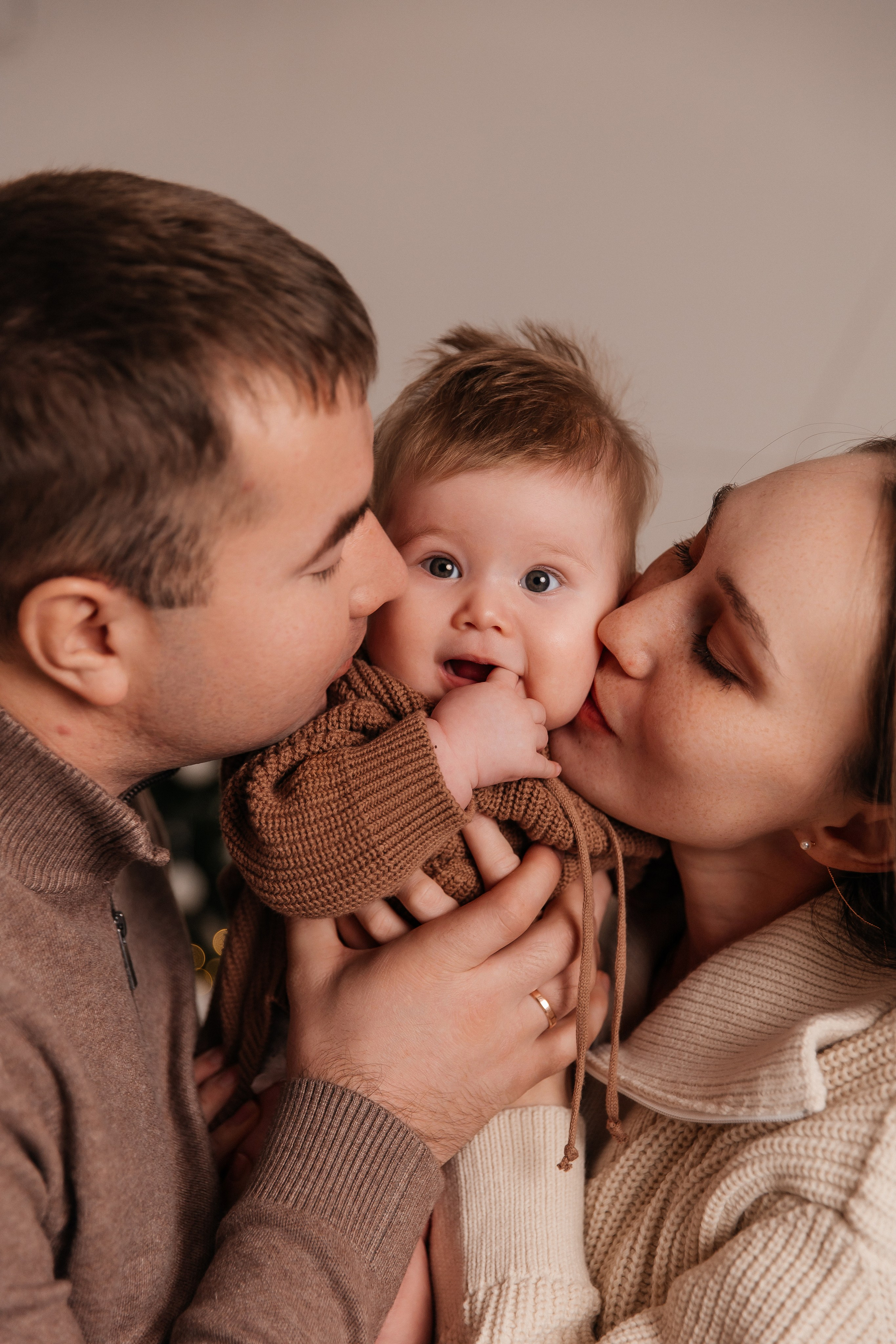 Семейная фотосессия в Сургуте. Семейный фотограф в Сургуте Инна Смолякова