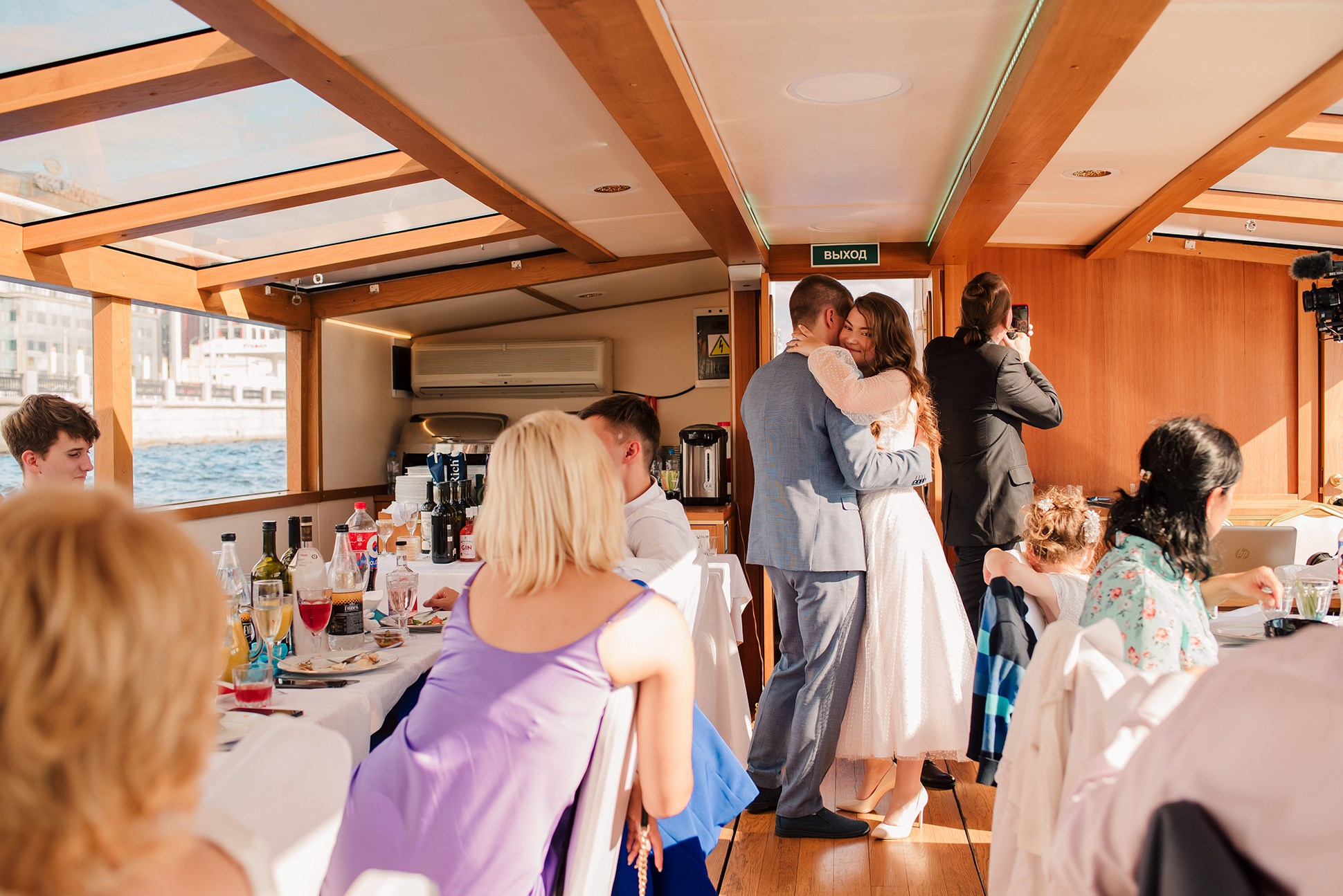 Юля и Андрей. Банкет на воде. Семейный и Свадебный фотограф. Санкт-Петербург. Пушкин