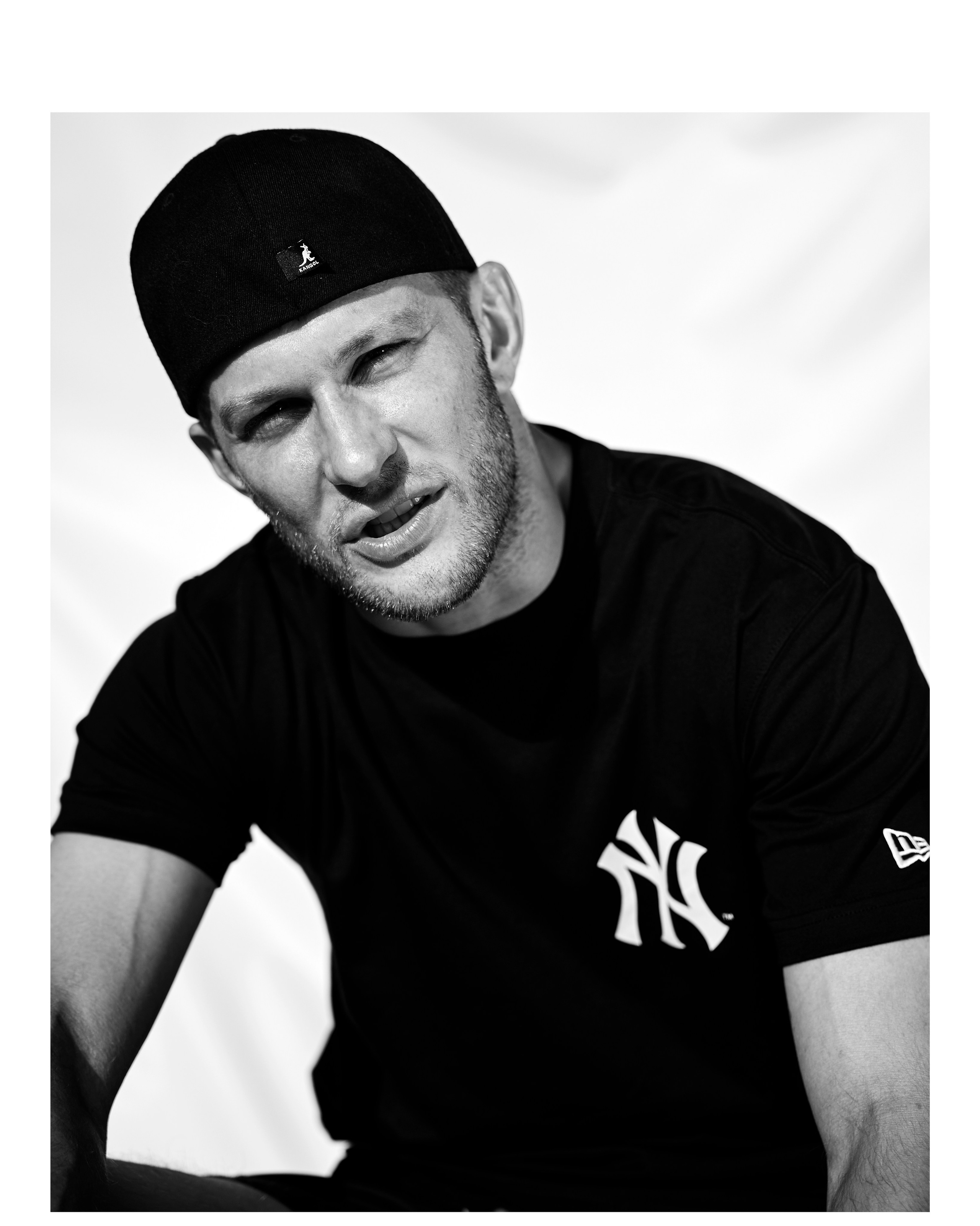 Проект ВНЕ КАДРА. Фотограф актерского портфолио Юлия Корытов