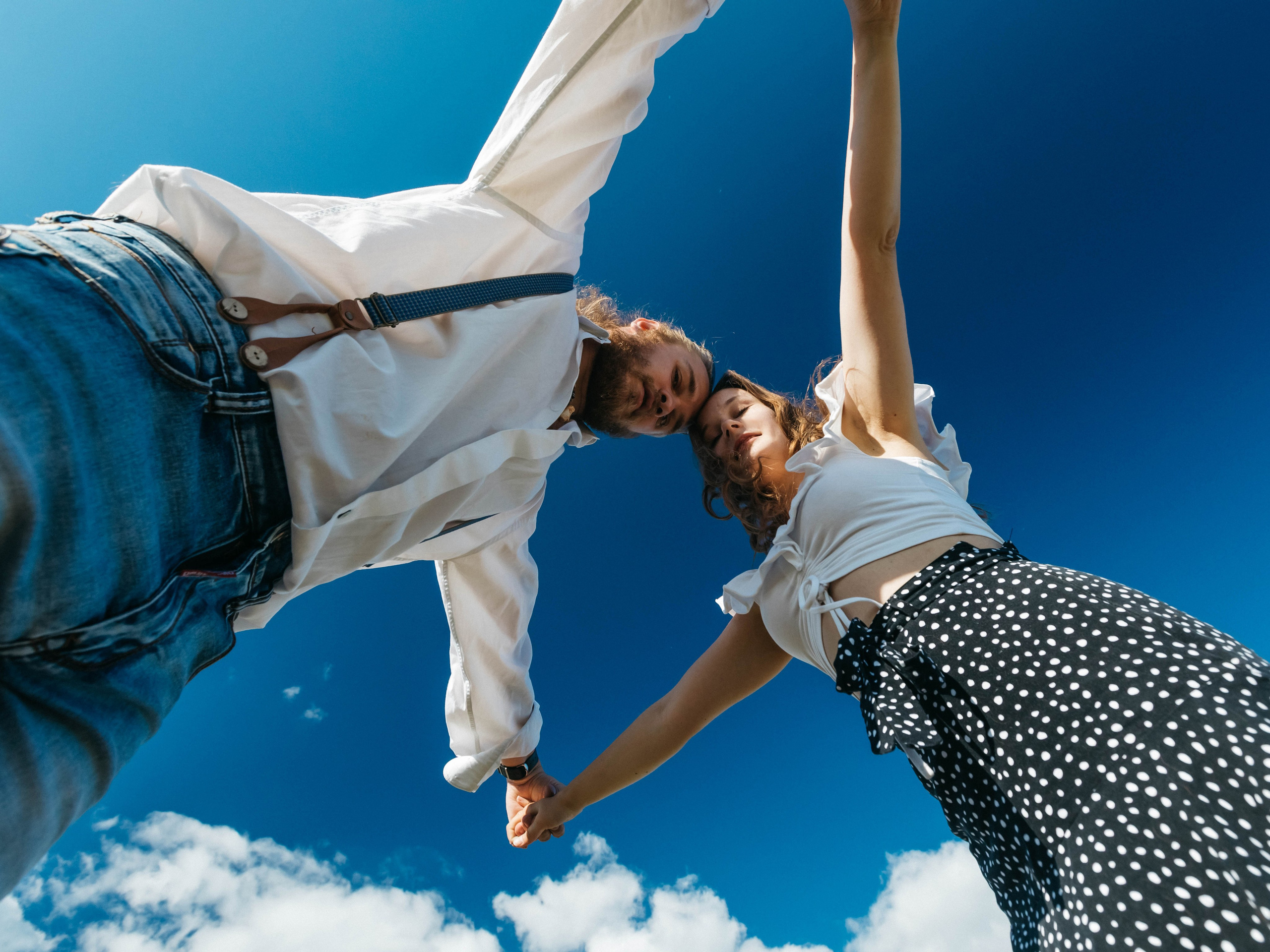 Кристина Владимир и Рада. Главная