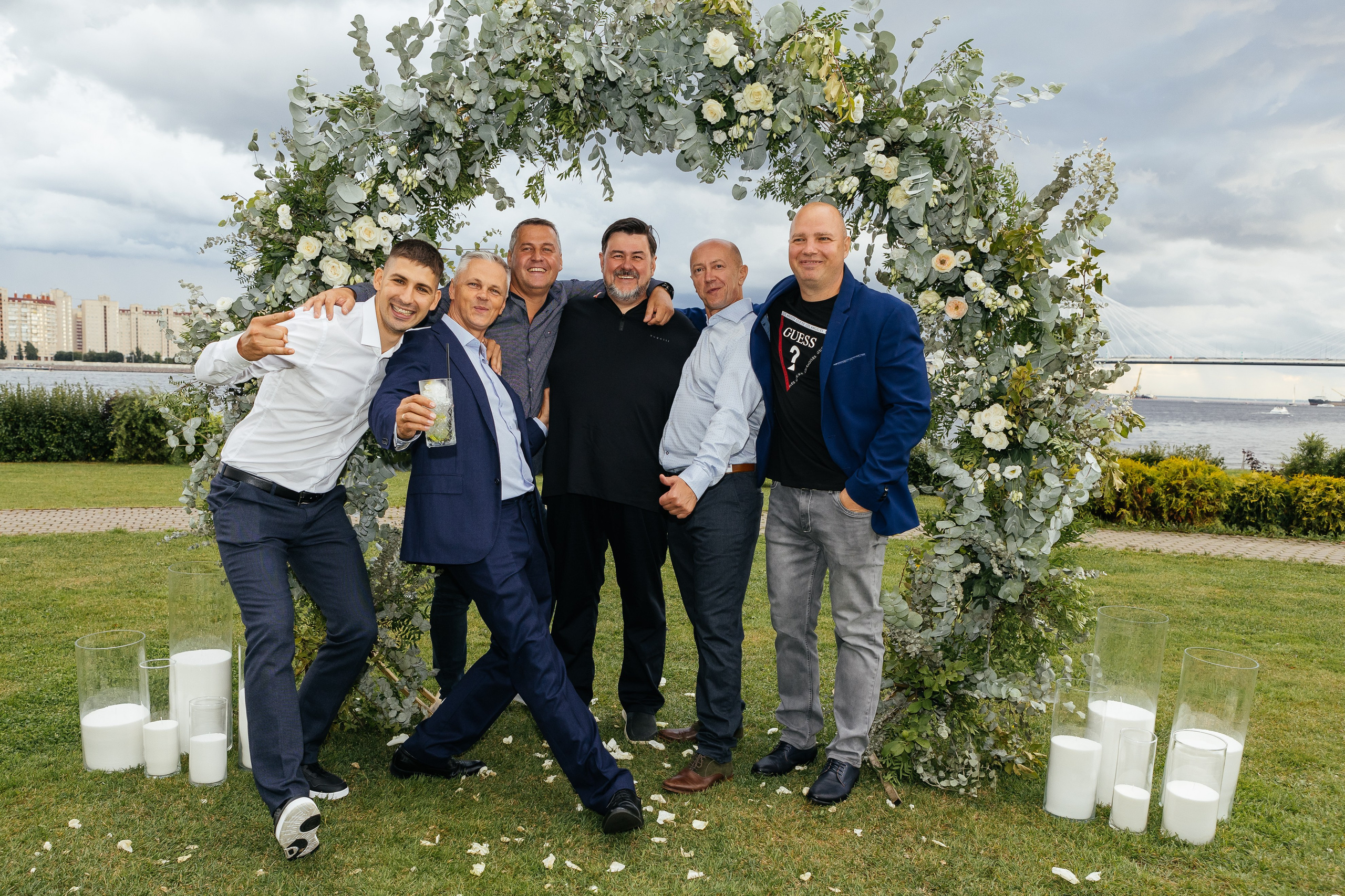 Снимал репортаж для «Газпром нефть», Газстройпром, Росатом, ОЗОН, Мегафон, ВТБ, Т-Банк, Unilever, Материа Медика Холдинг. Фотограф Serg-Epic — Сергей Клепиков