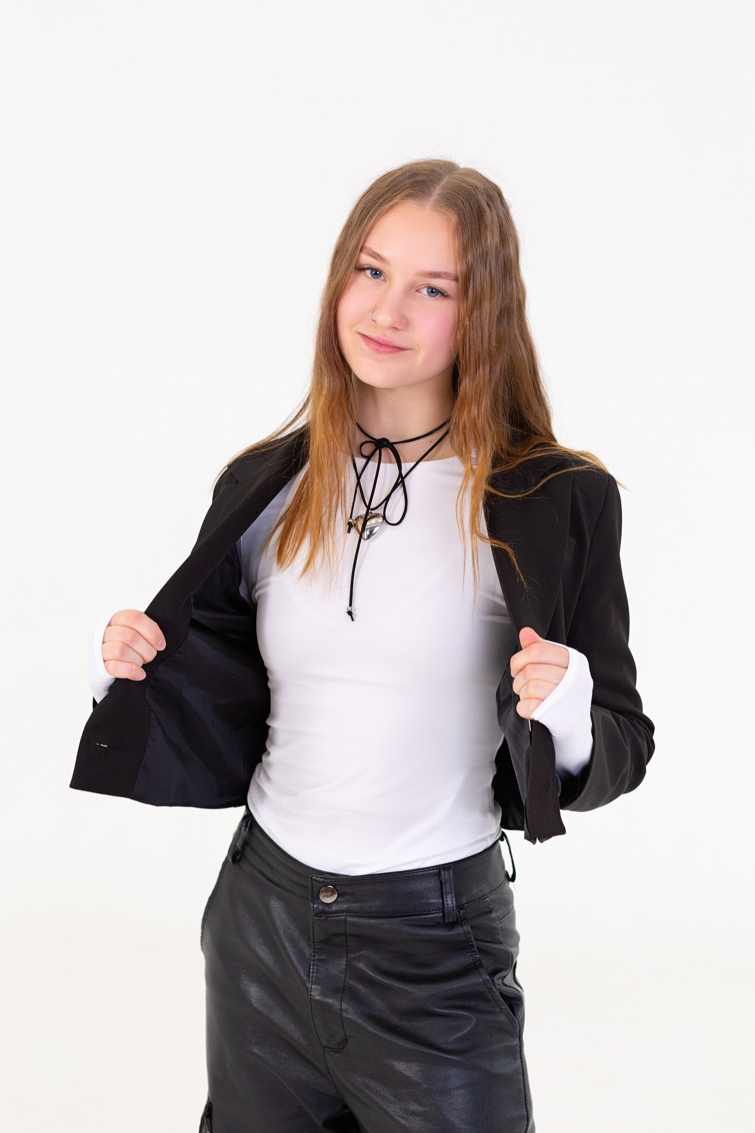 Фотоальбомы СТАРШЕКЛАССНИКИ. Студия «Фокус» детская фотография Ольги Поповой г. Бийск