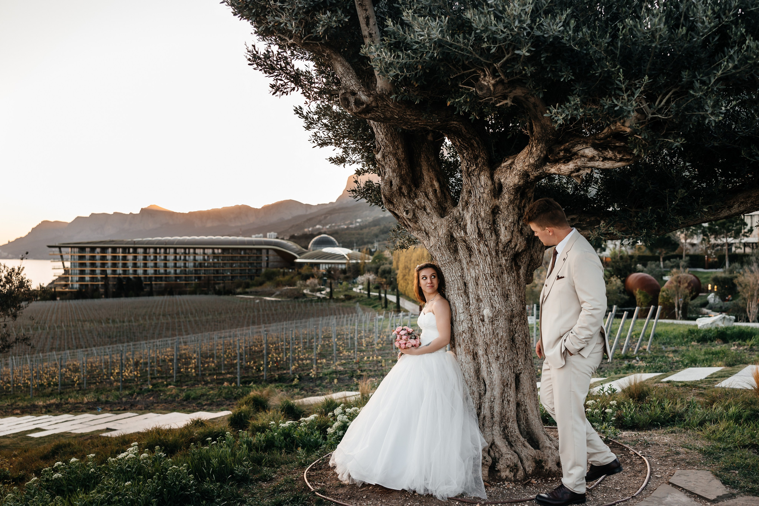Сакура в Японском саду. Анонс свадьбы для Никиты и Марины. Свадебный фотограф в Крыму и Севастополе Ольга Баскакова