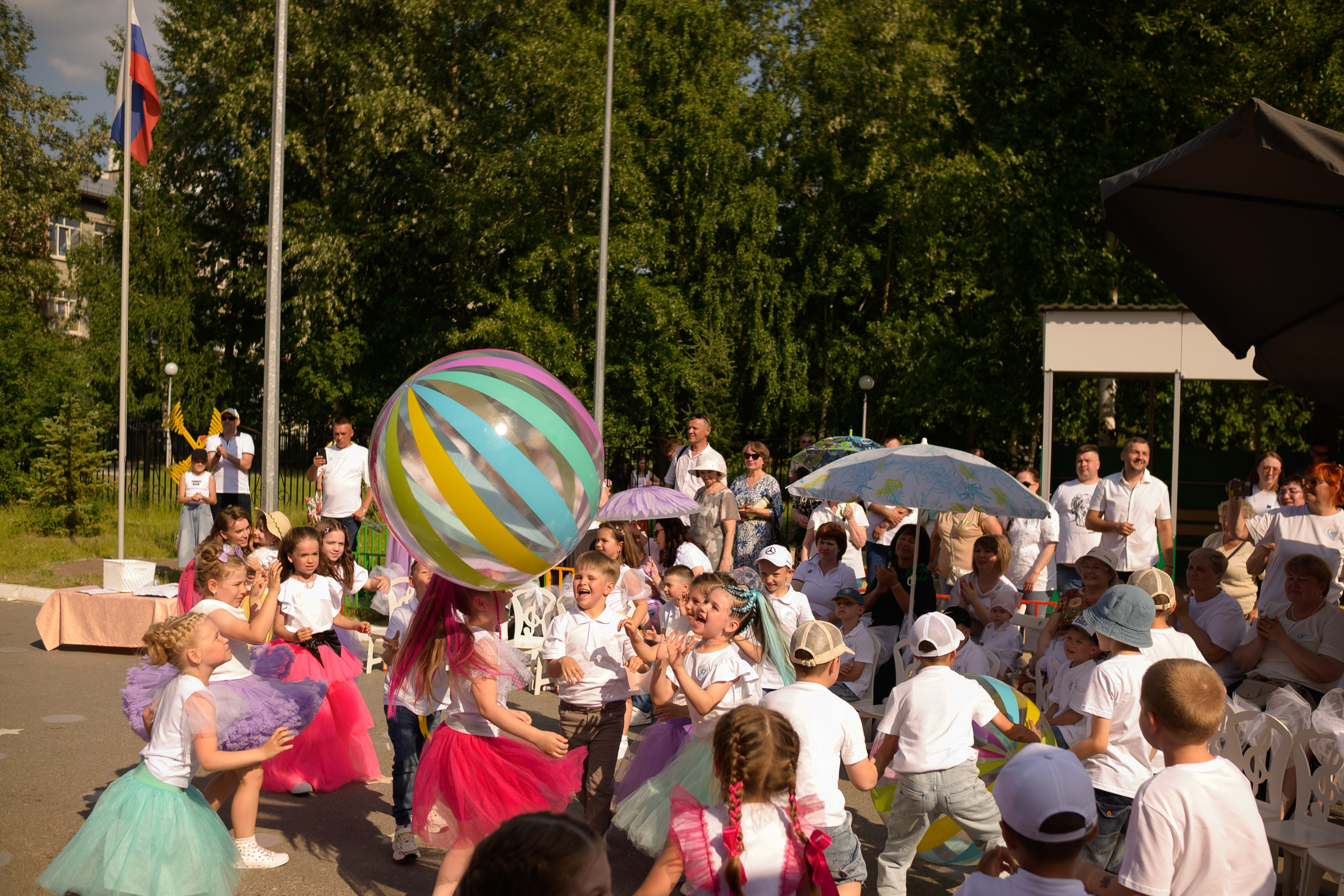 Репортаж выпускного группа «Фантазёры» 3 садик. Фотограф новорожденных, семейный детский в Тюмени Татьяна Морозова