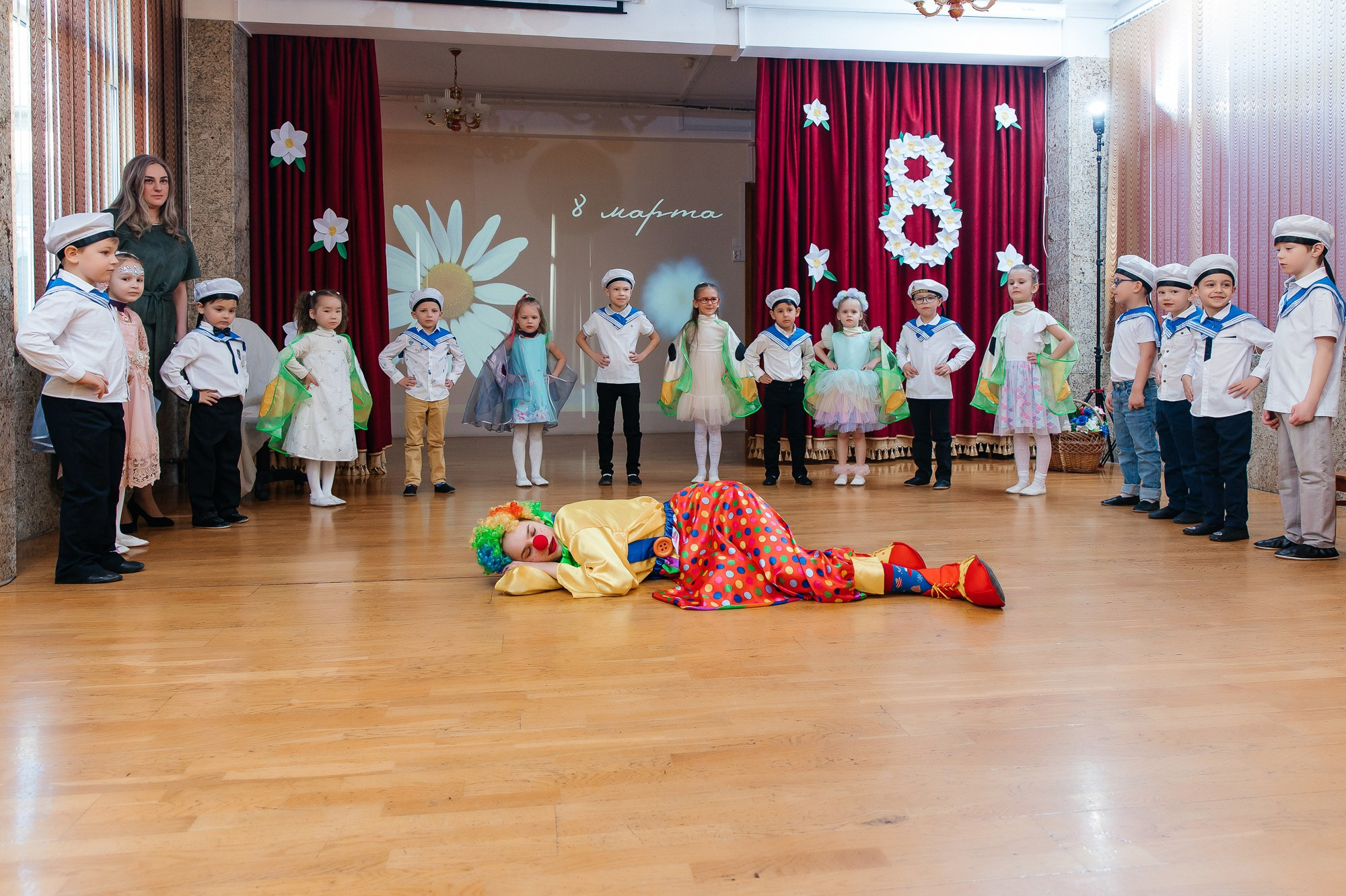Детский сад № 93 — Утренник (10.03.2023). Свадебный и семейный фотограф Крамар Наталья