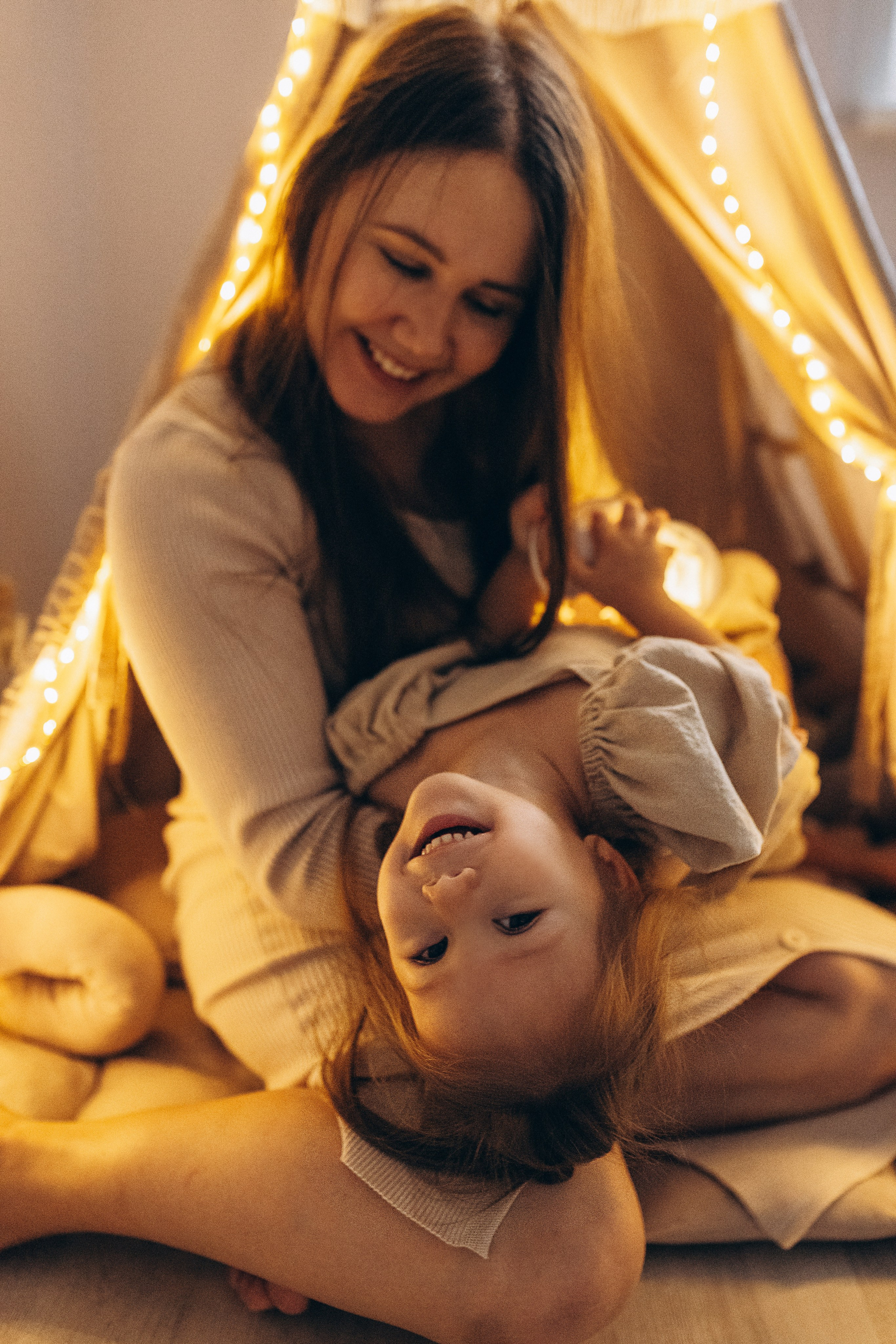 Семейная новогодняя фотосессия дома Самара. Семейный фотограф в Самаре Елена Ефимова