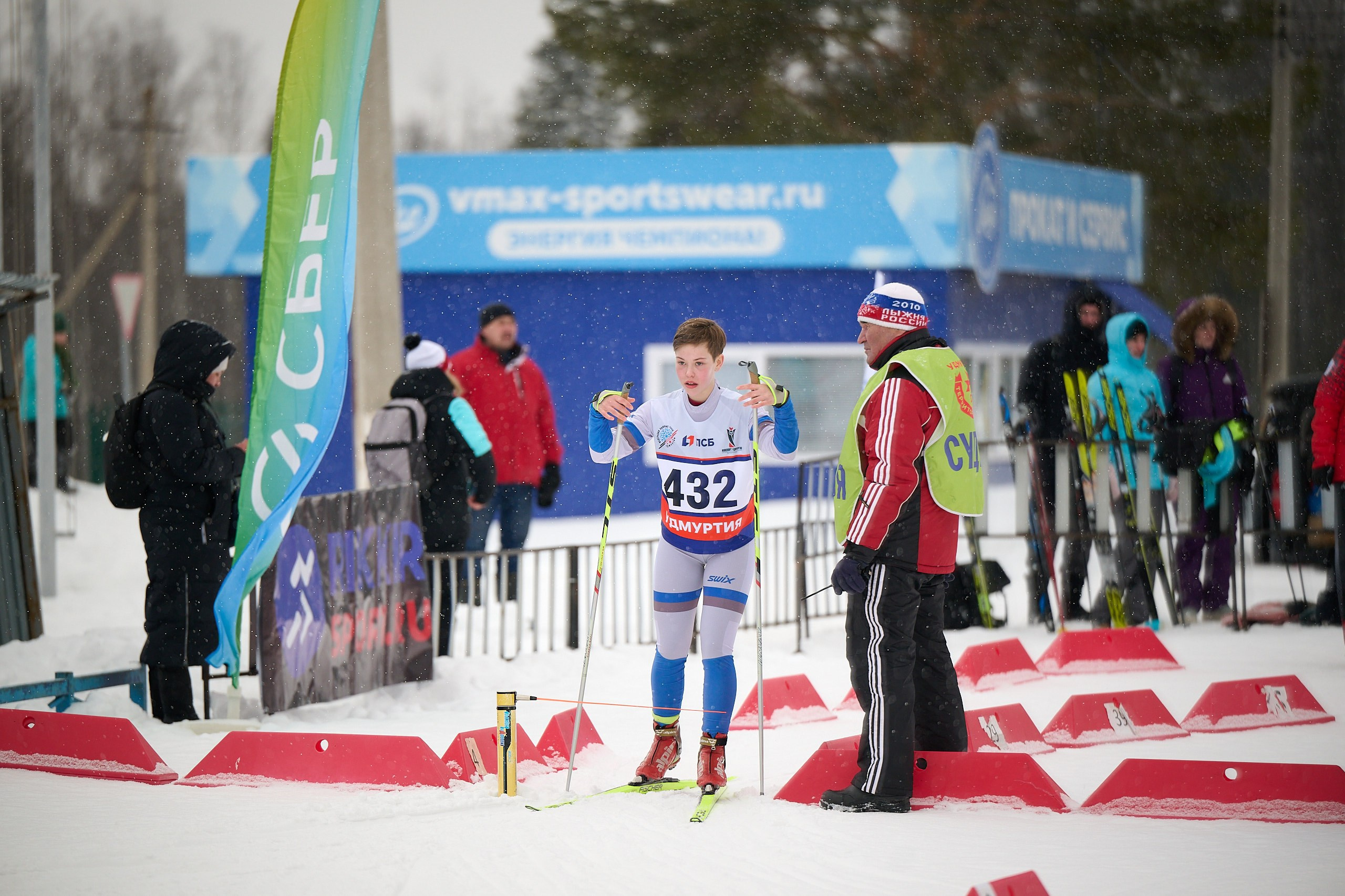 Всероссийские соревнования по лыжным гонкам «Пионерская правда». Ижевс. Спортивный репортажный фотограф в Ижевске Сергей Мерзляков