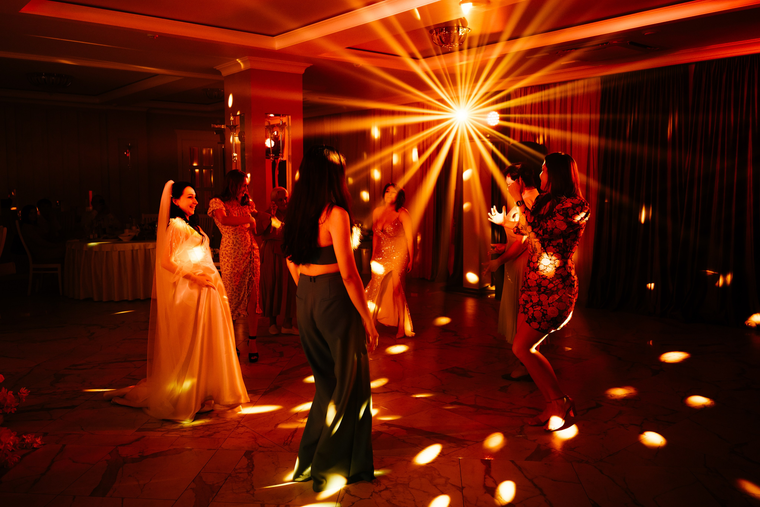 Корпоратив. Свадебный фотограф. Видеосъемка свадьбы. Ростов-на-Дону. Москва. Сочи