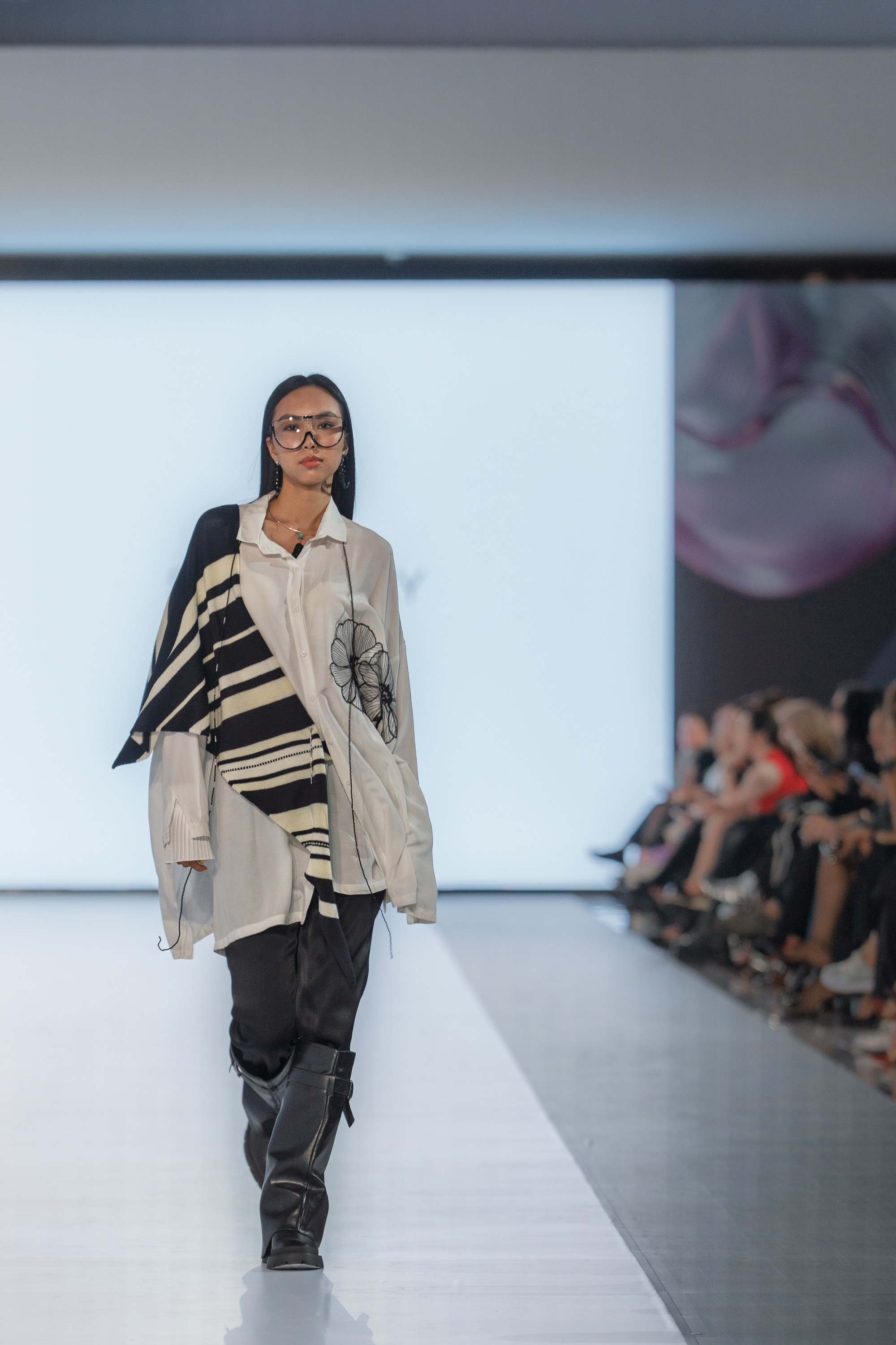 Shakerbay Vita Nova. Сайт Алматинского НЮ АРТ, будуар и фэшн фотографа Дениса Карпенко