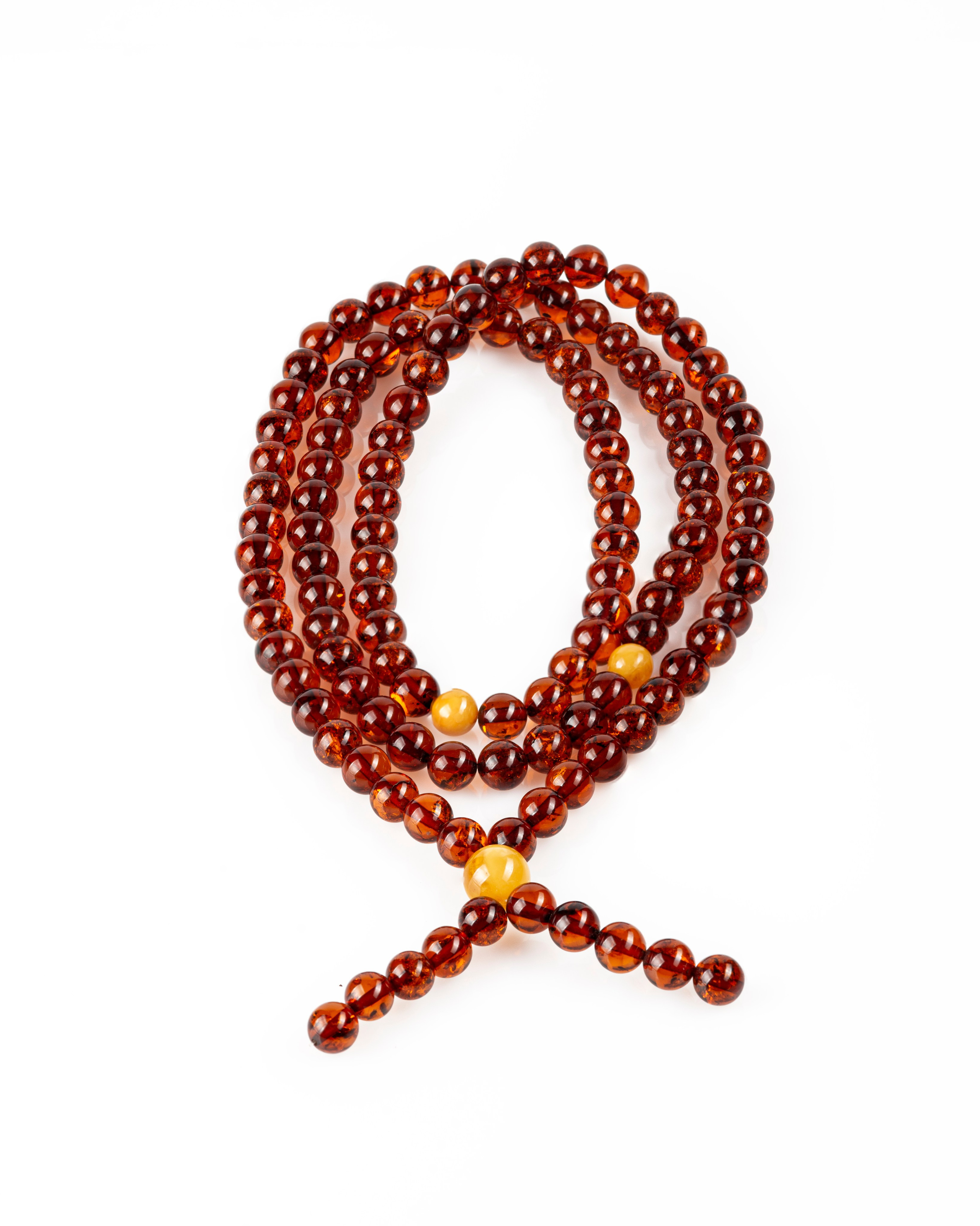 Съемка янтаря и украшений. Предметный и фуд-фотограф в Калининграде Надя Николаева